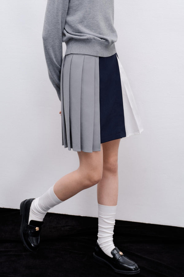 Detachable Pleated A-Line Skirt