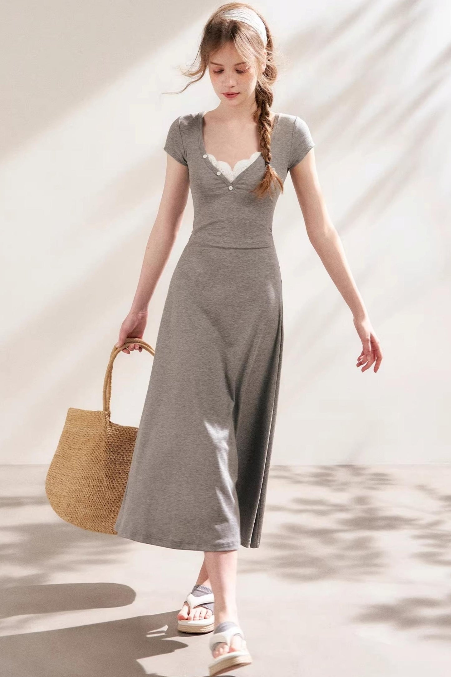 Slim Lace V-Neck A-Line Dress