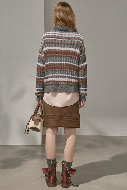 Contrast Fleece V-Neck Knit Top