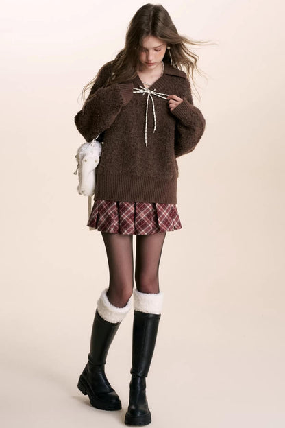 Contrasting Color Bias-Cut Pleated Short Skirt