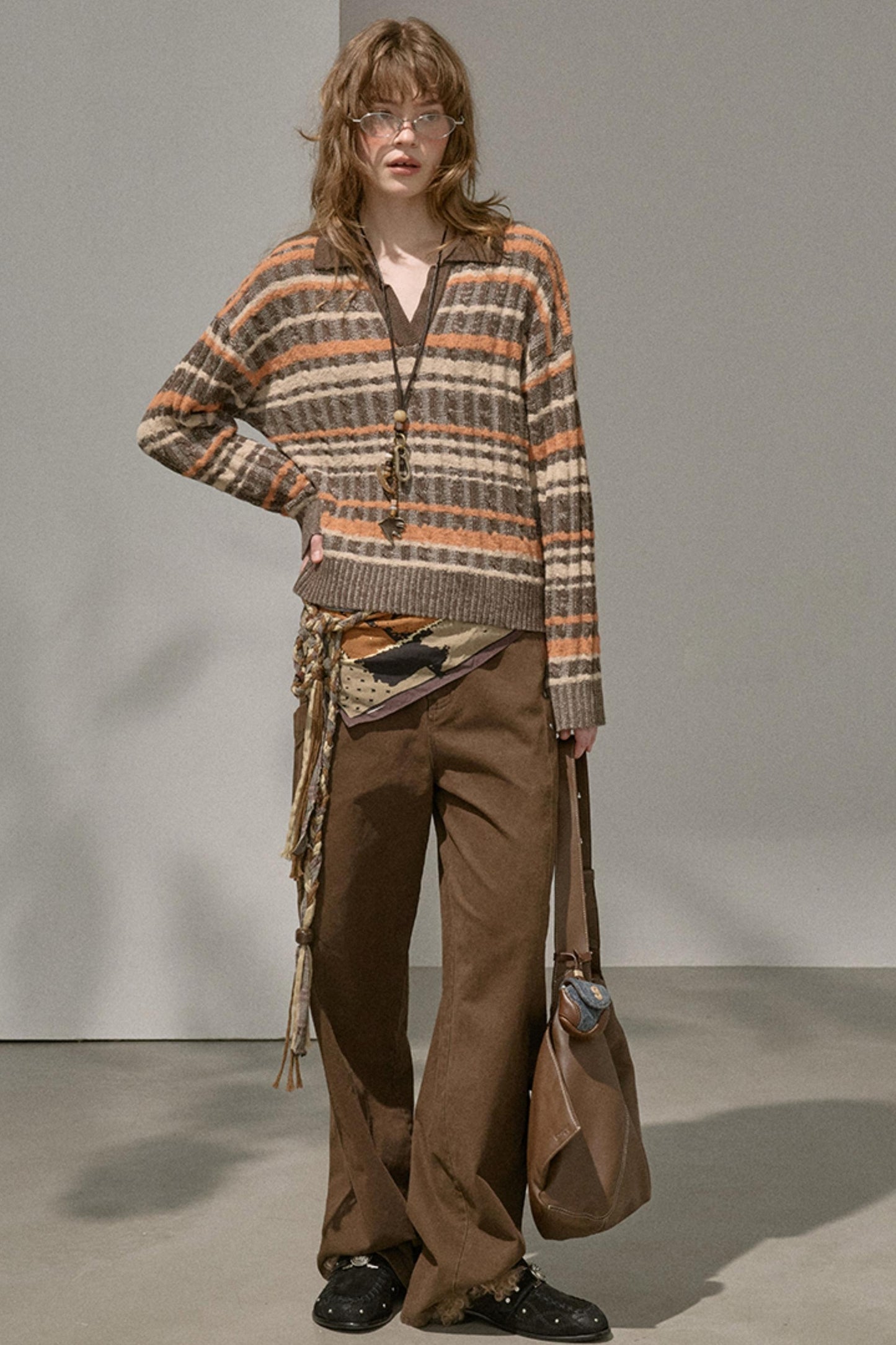 Contrast Fleece V-Neck Knit Top