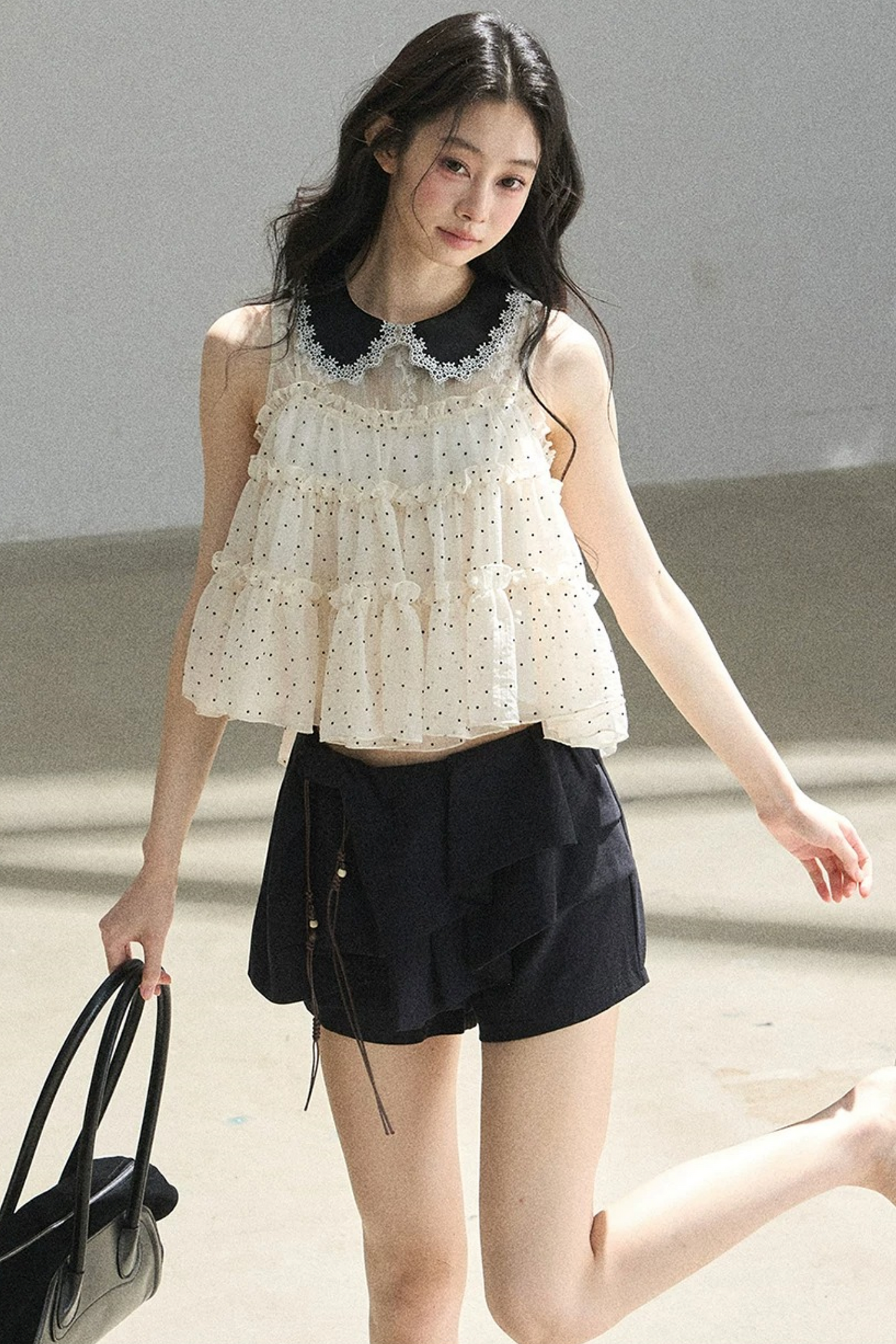 Verträumte Chiffonbluse mit Punktemuster