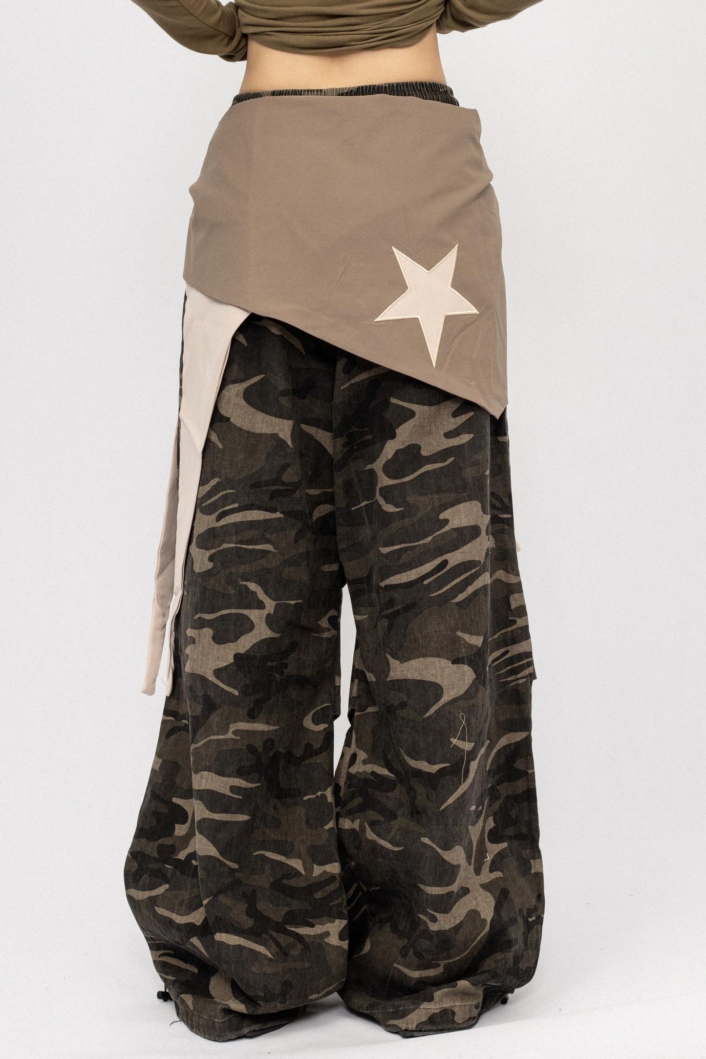 American Vintage Camouflage Cargo Pants