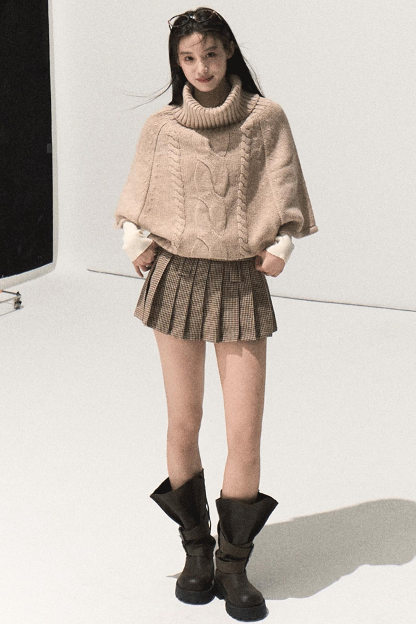 Throbbing Campus Lovers Woolen Skirt