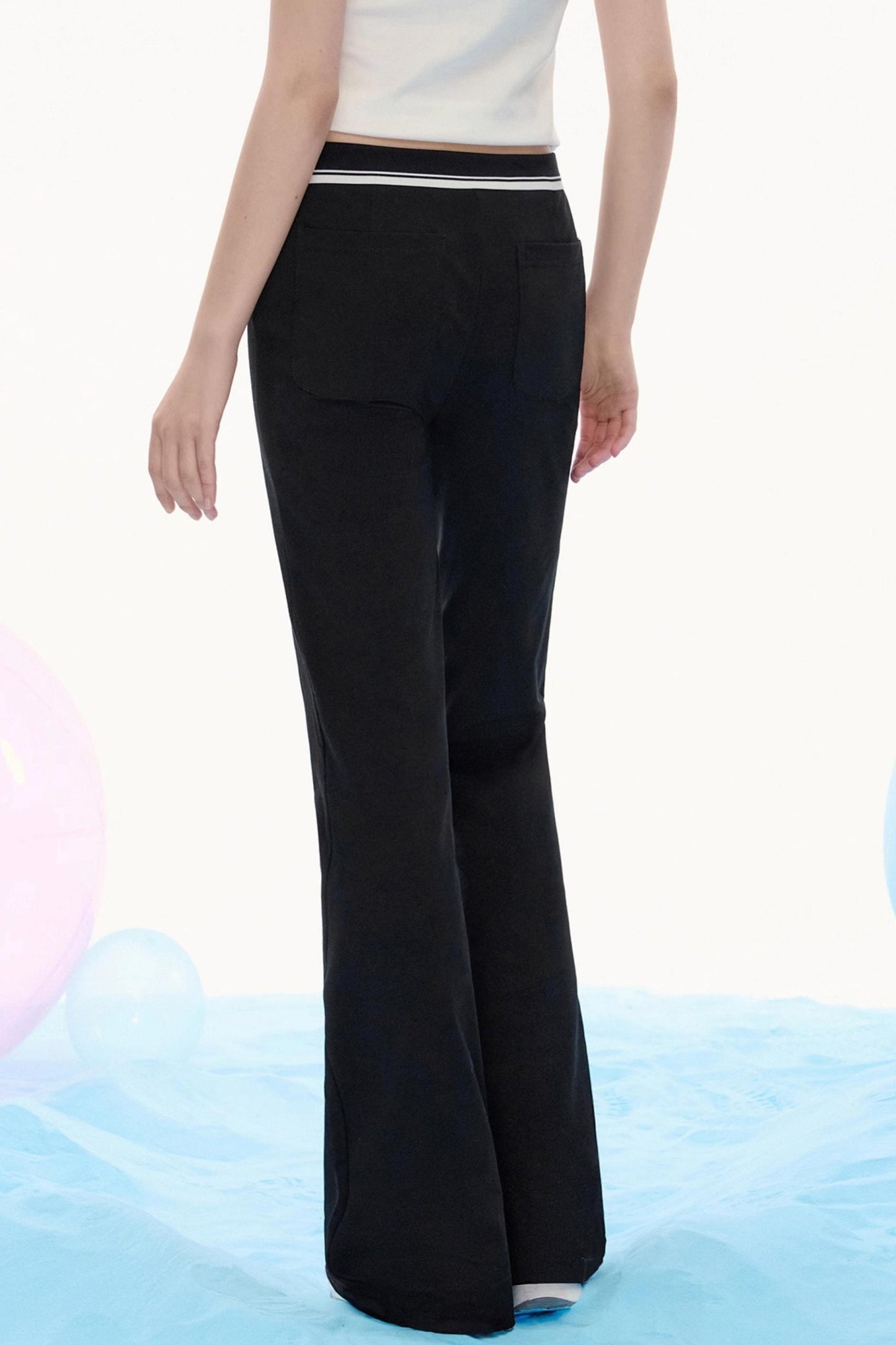 Retro Slim Flare Relaxed Pant