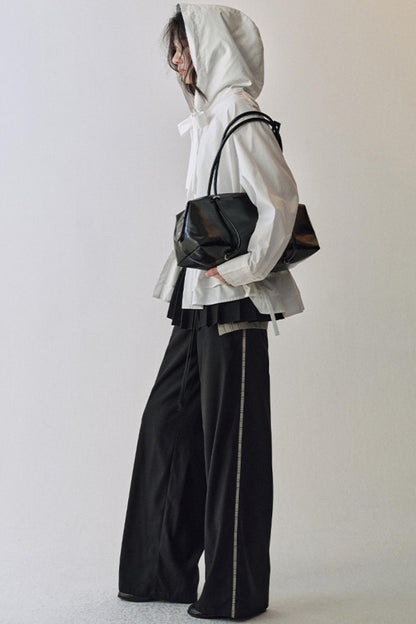 Constriction Silhouette Hooded Jacket