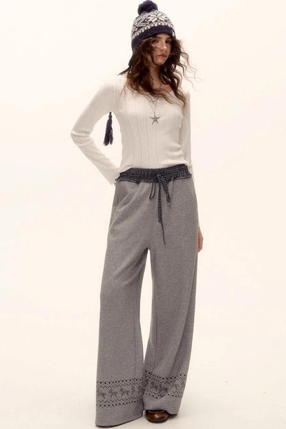 Lace-Trimmed Bow Hollow Knit Top