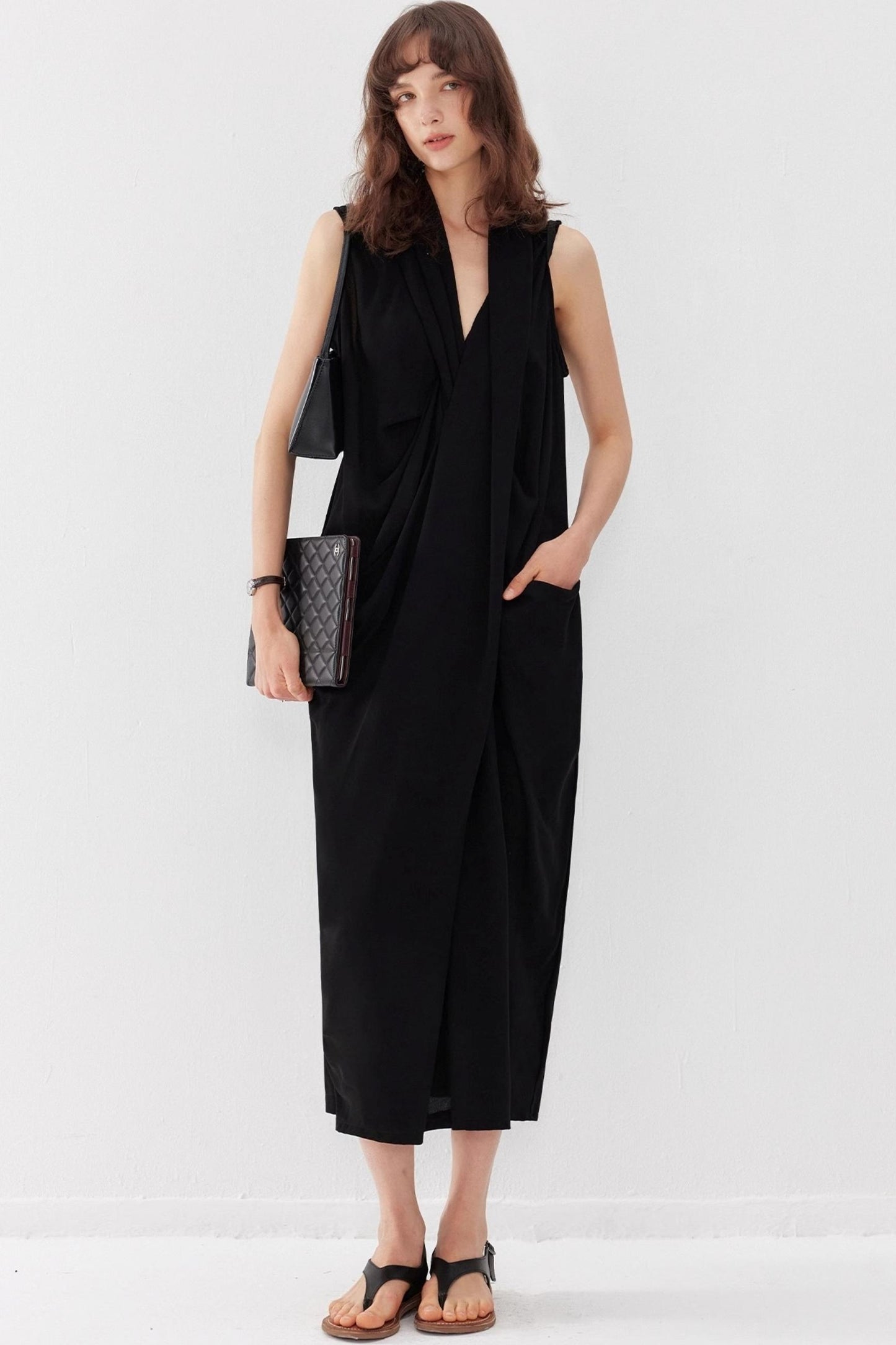 Twisted V-Neck Sleeveless Maxi Dress