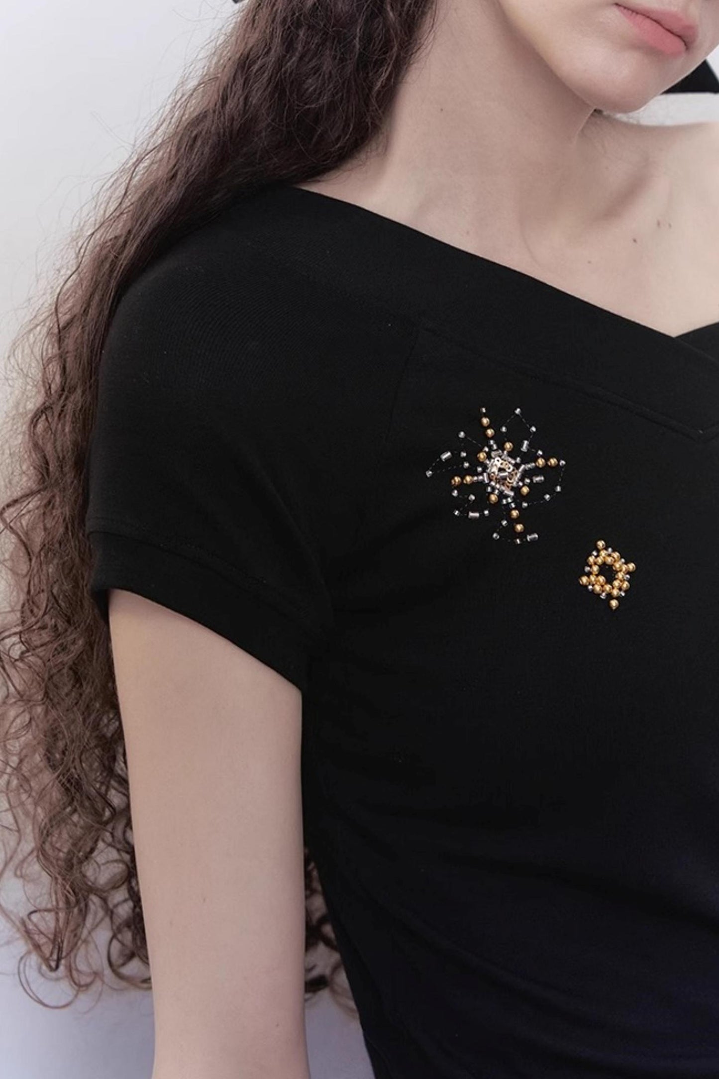 Yuan V-Neck Ribbed Top