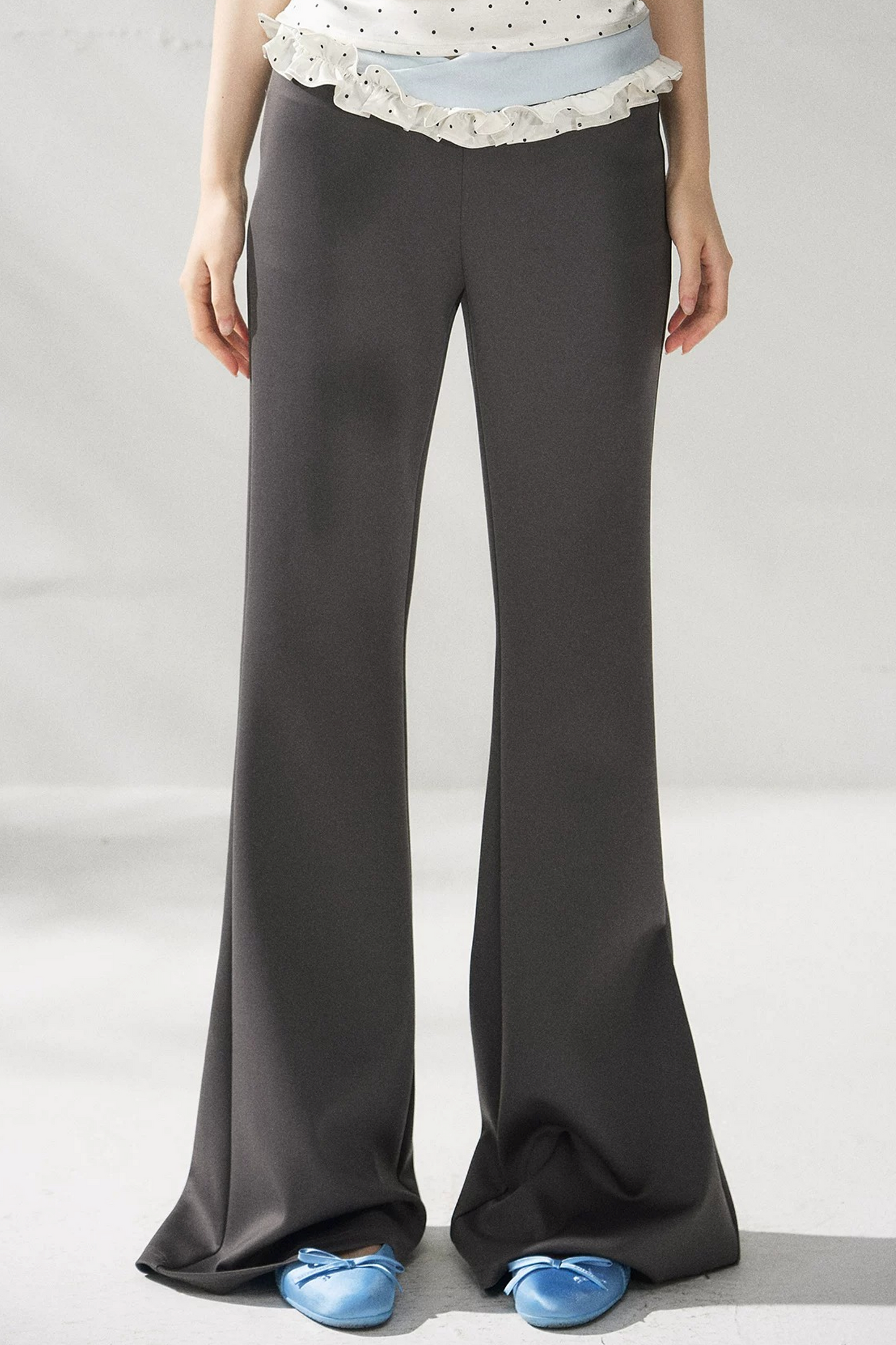 Pantalones de yoga acampanados de cintura alta