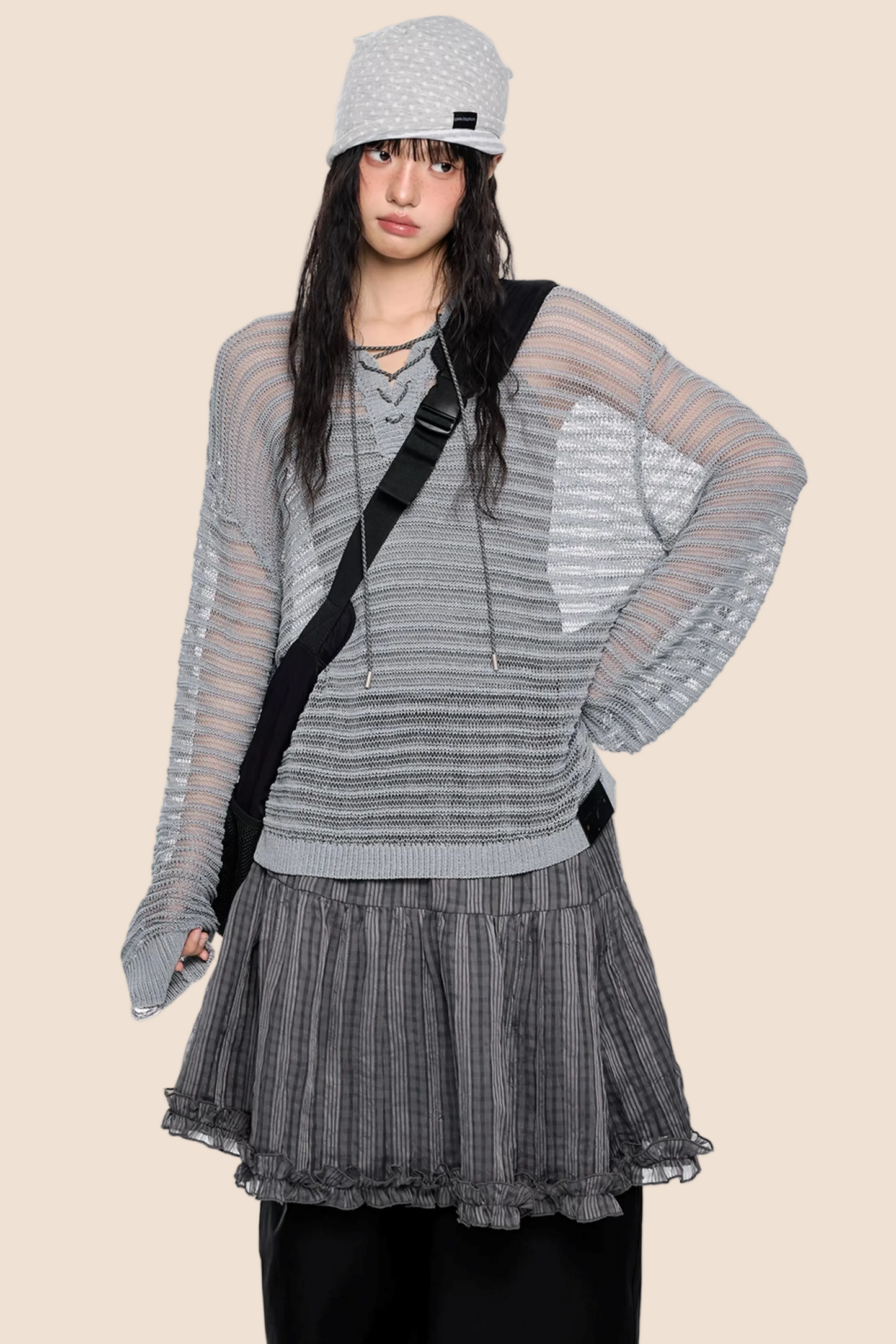Blusa a righe con colletto e cut-out