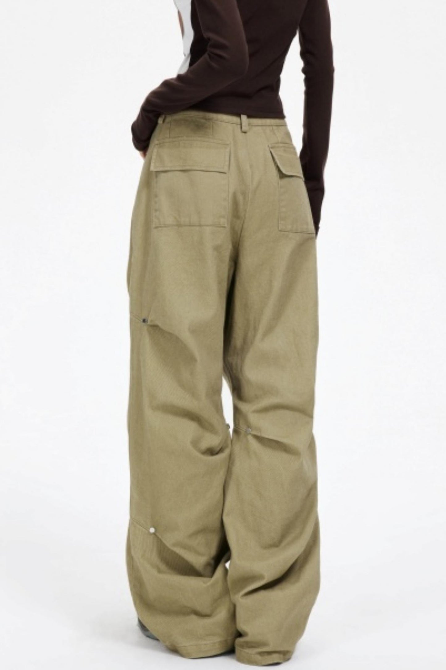 Functional Pleated Stud Cargo Pants