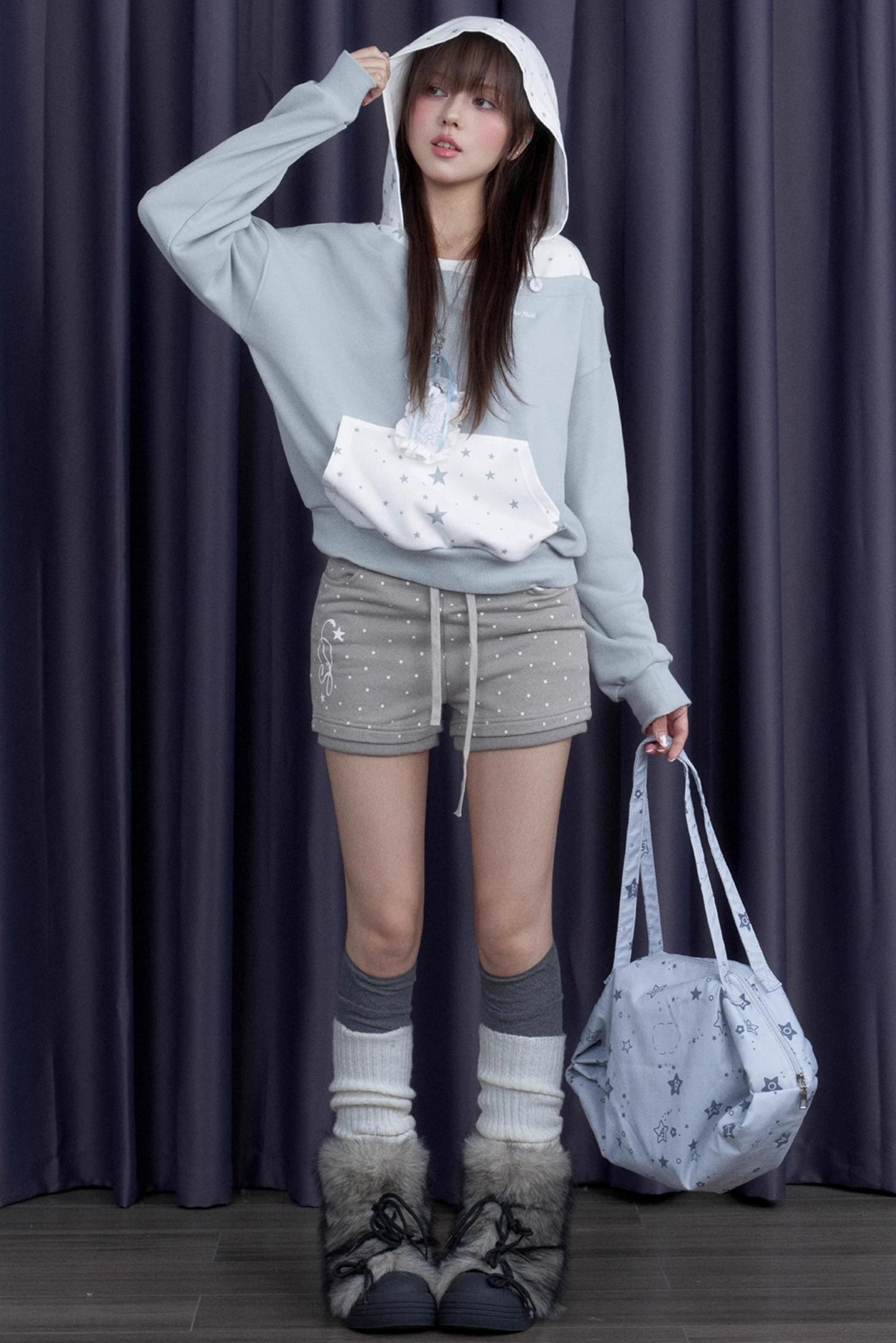 Star Line Sweatshirt