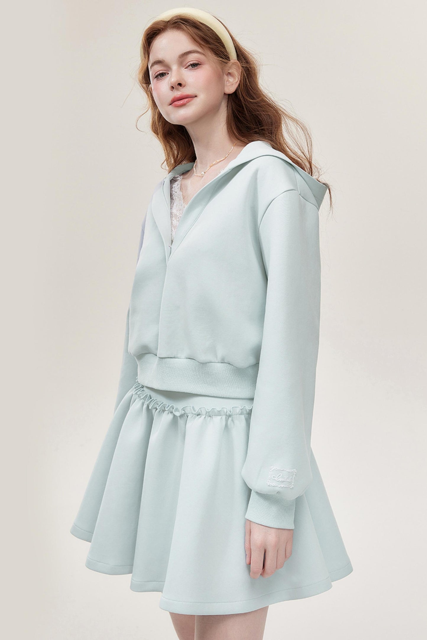 Hooded Lace Halter Set-Up