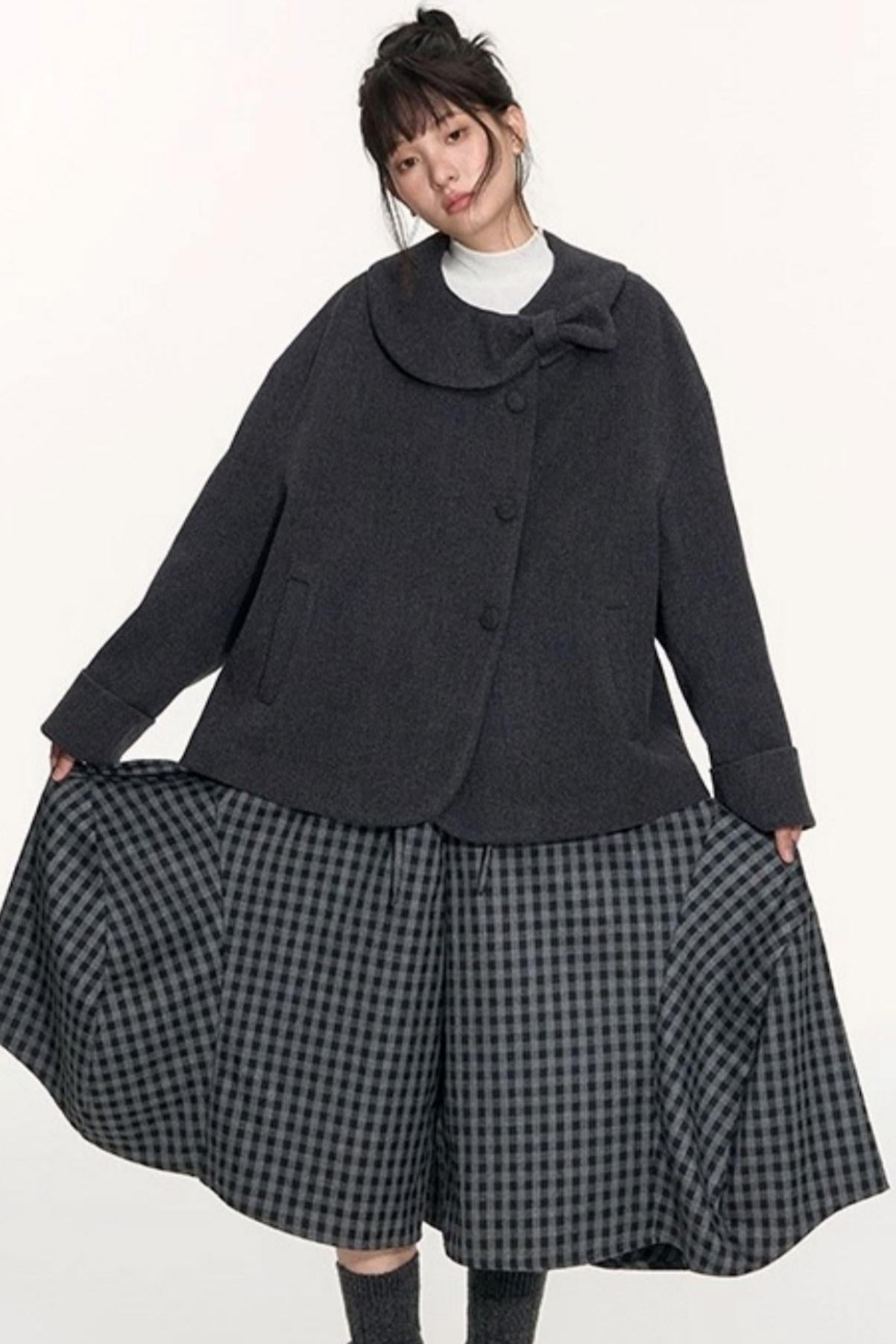 Round Lapel Woolen Coat