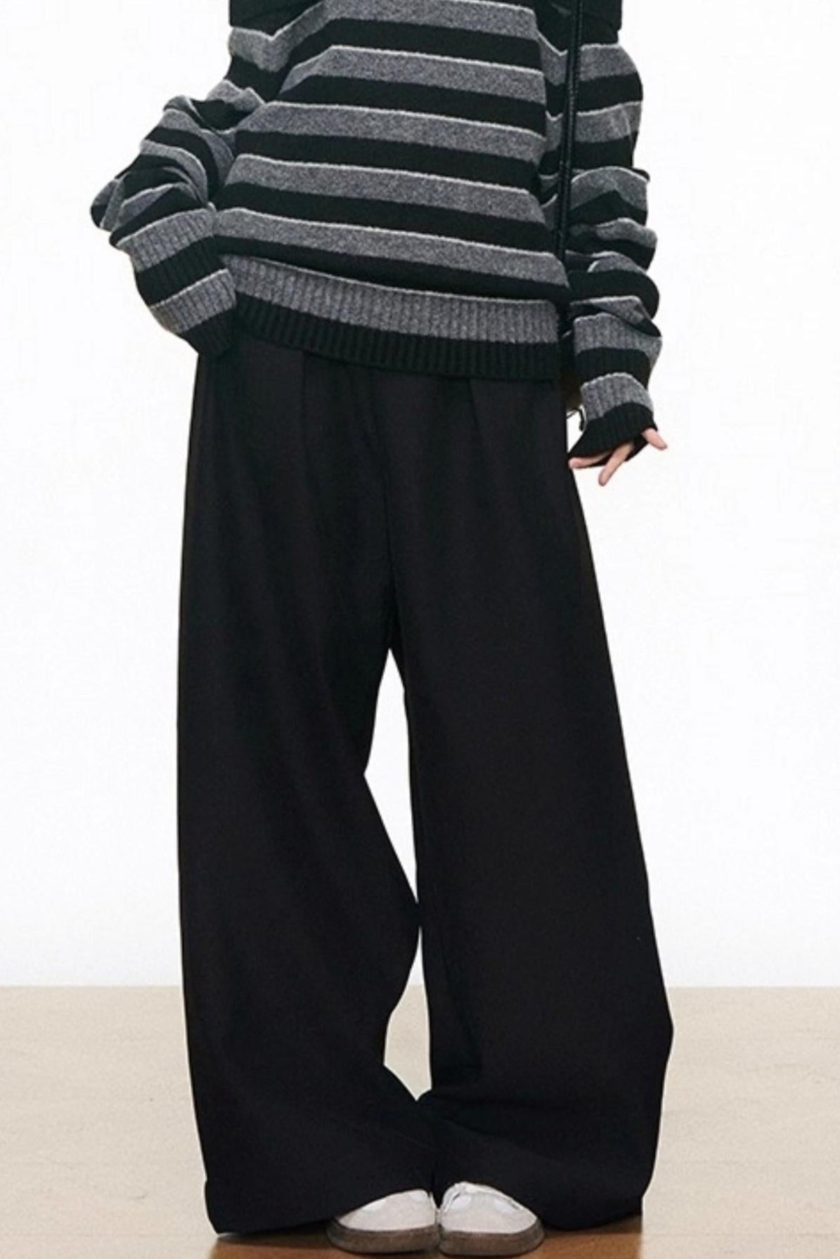 Black Wide-Leg Suit Pants