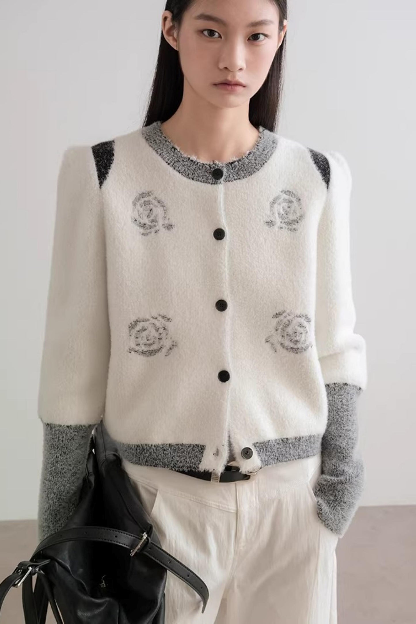 Scattered Roses Jacquard Cardigan