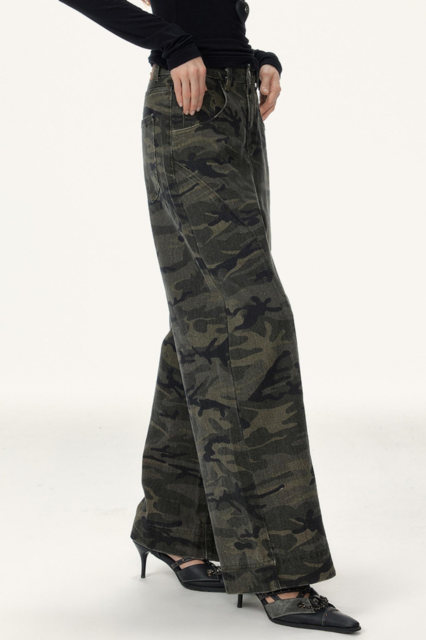 Camouflage Seam Cargo Pants