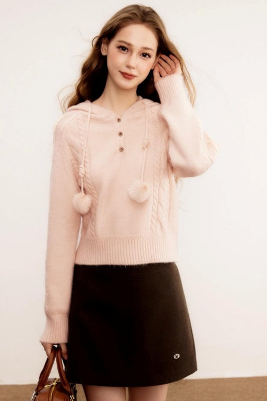 Three-Dimensional Cable Knit Hooded Sweater