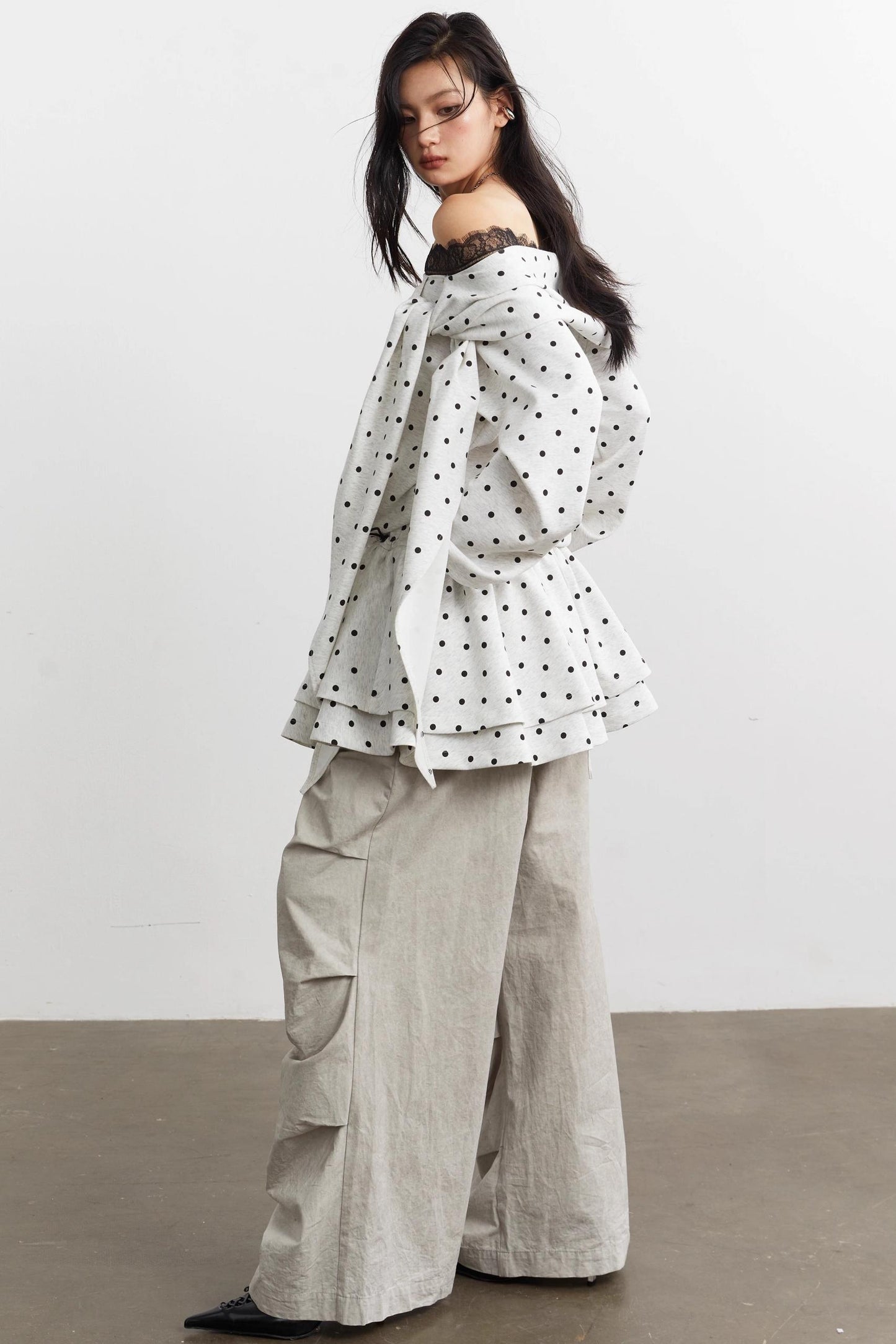 Lace-Up Polka Dot Sweatshirt Set-Up