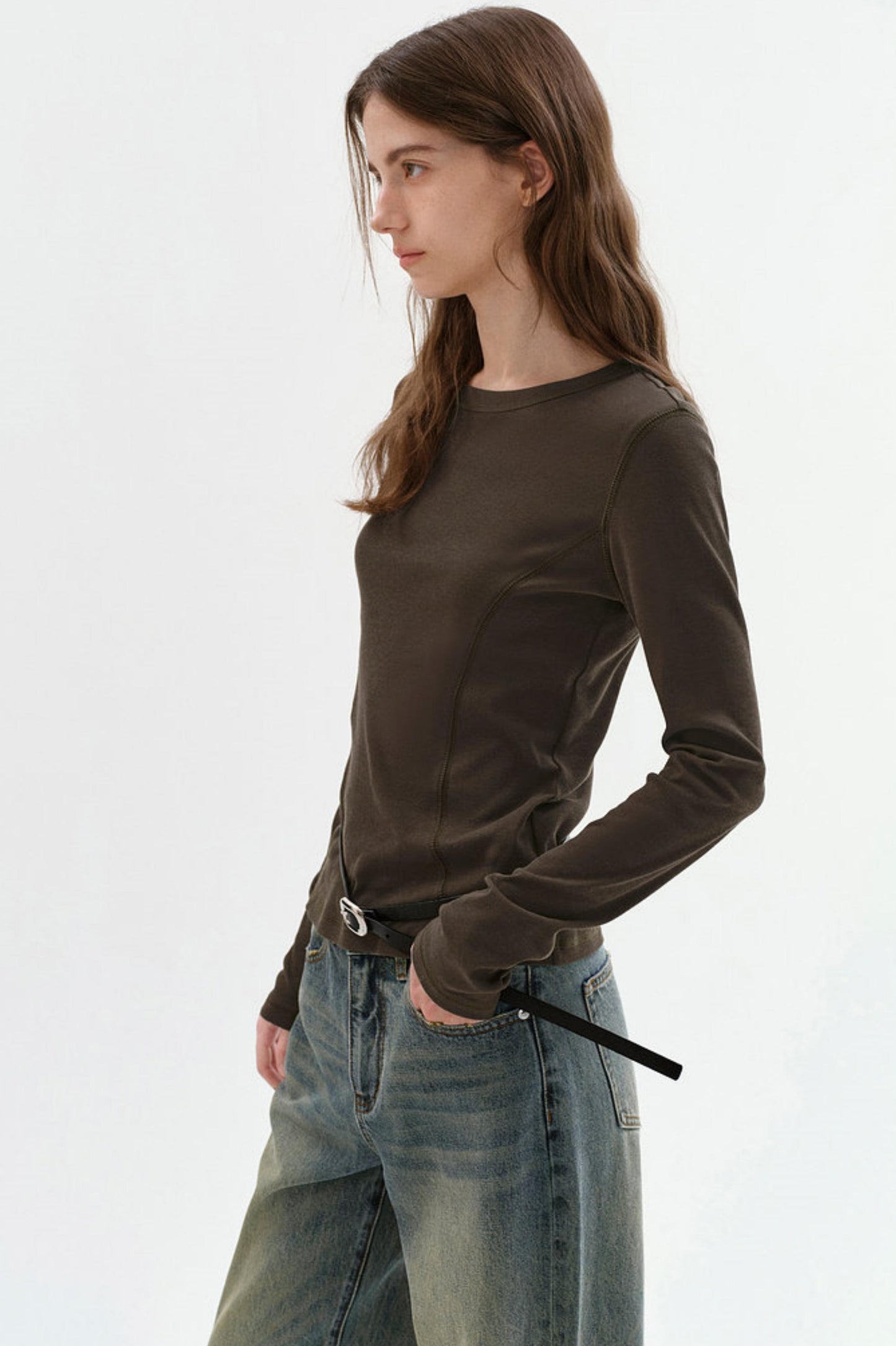 Haut polyvalent à manches longues et coupe slim