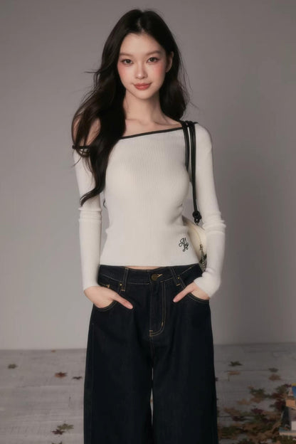 Off-Shoulder Knitted Top