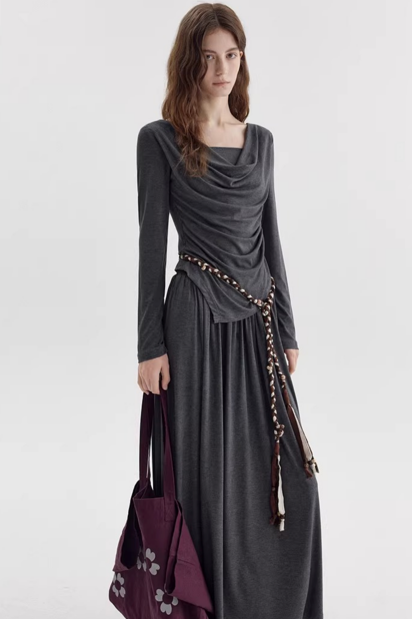 비대칭 스택 칼라 블라우스