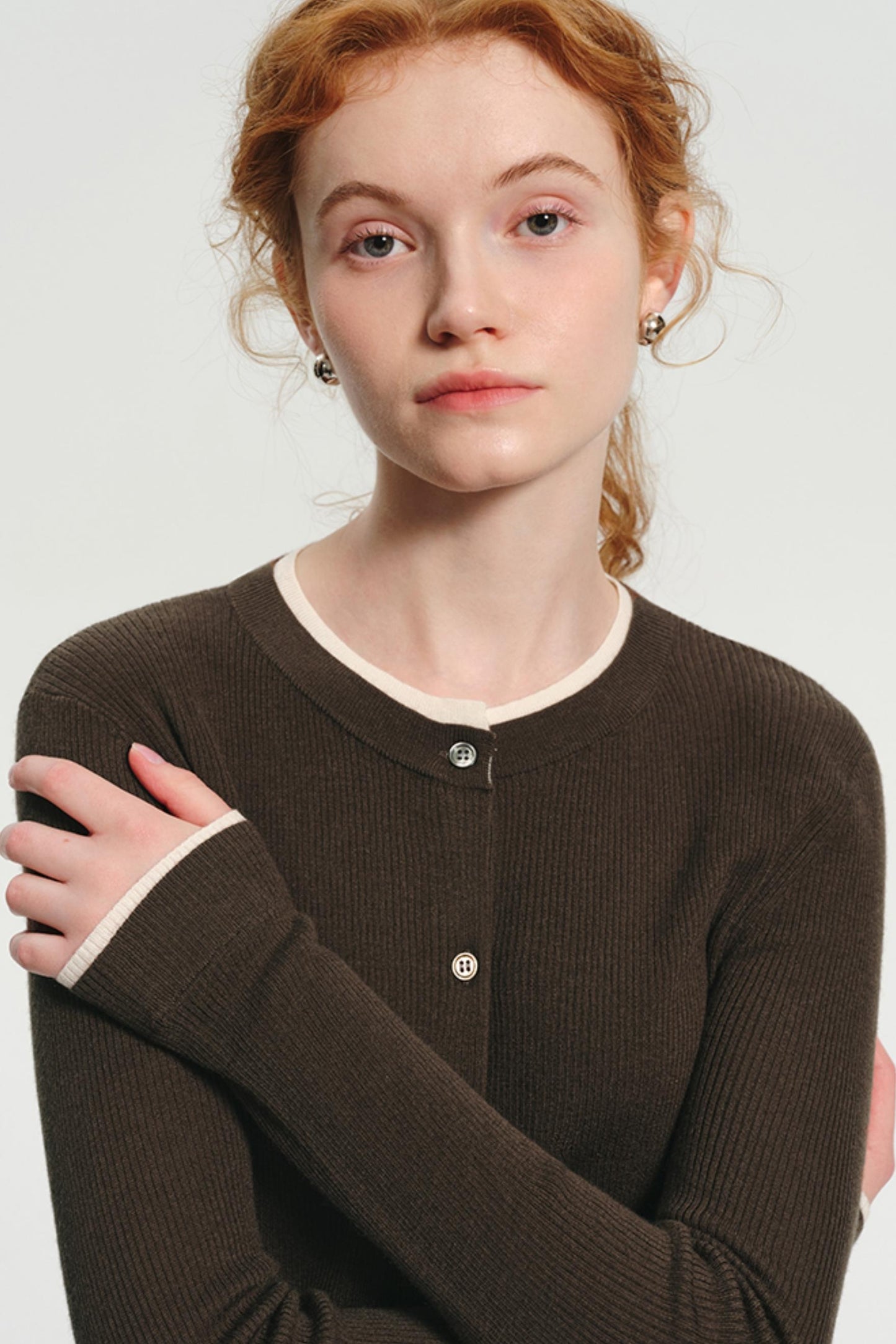 Round Neck Contrast Wool Knit Top