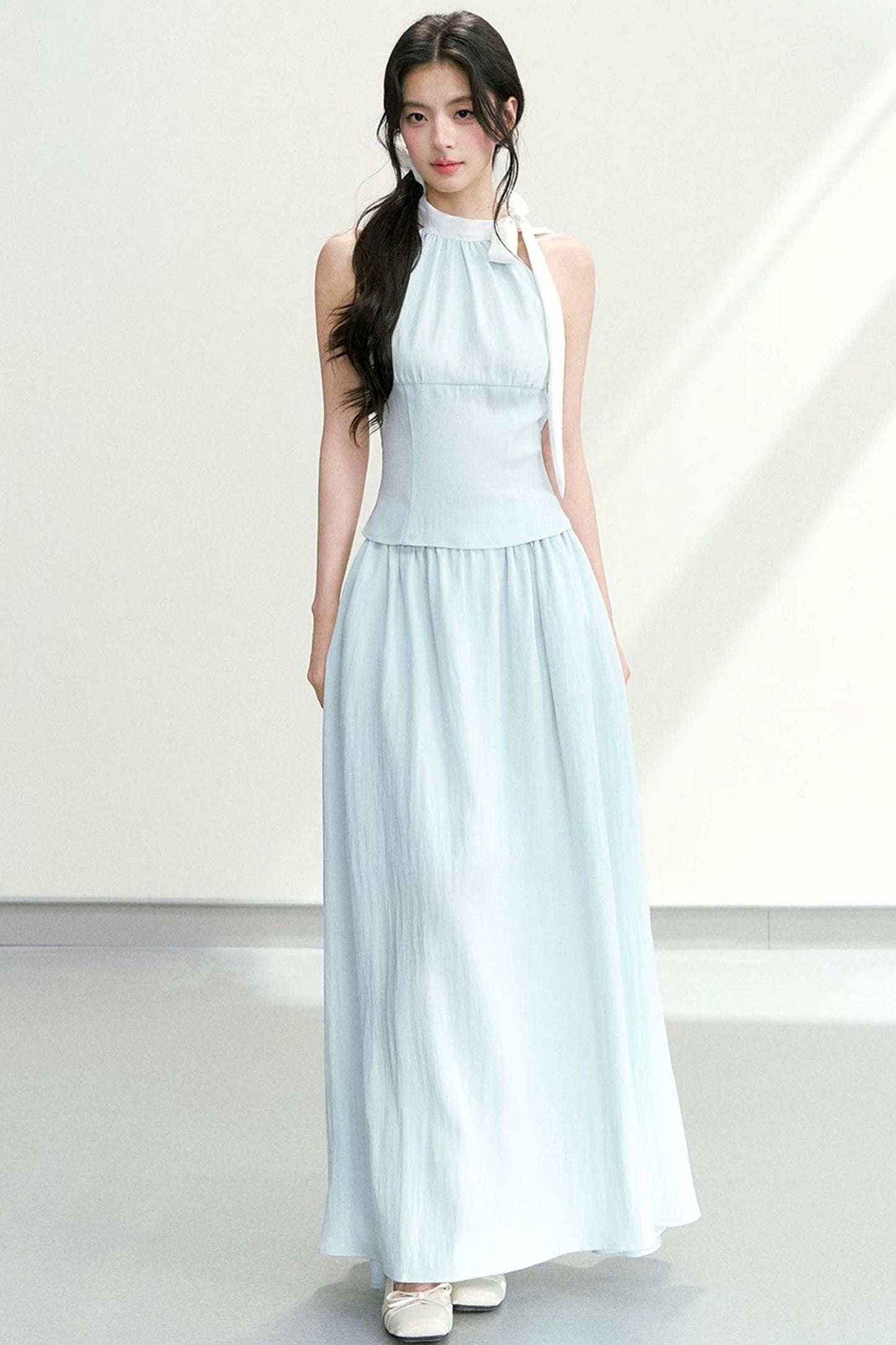 Conjunto de traje elegante con cuello halter