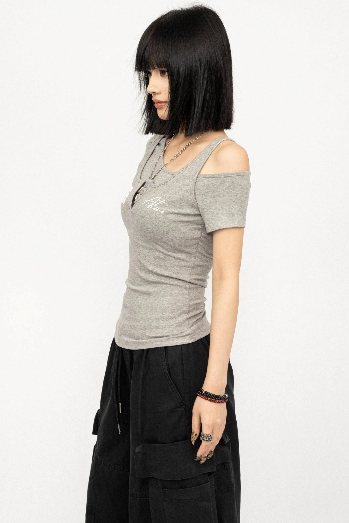 Retro-Asymmetrisches-Schwarz-Oberteil