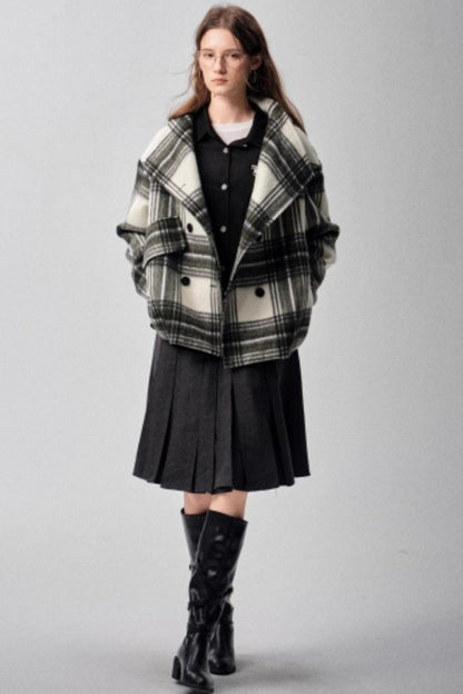 Large Lapel Plaid Woolen Coat