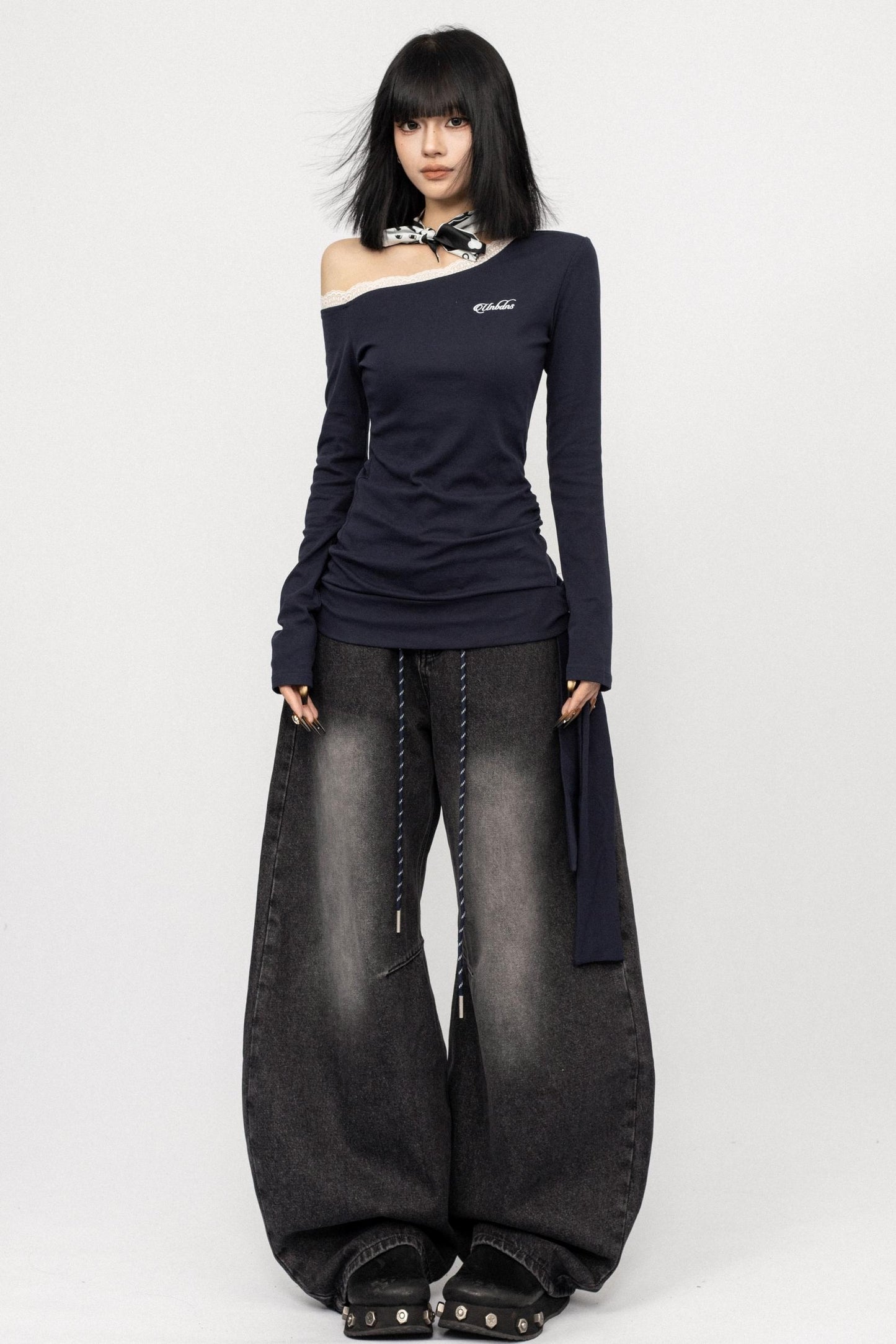 American Lace Crossbody Grey T-Shirt