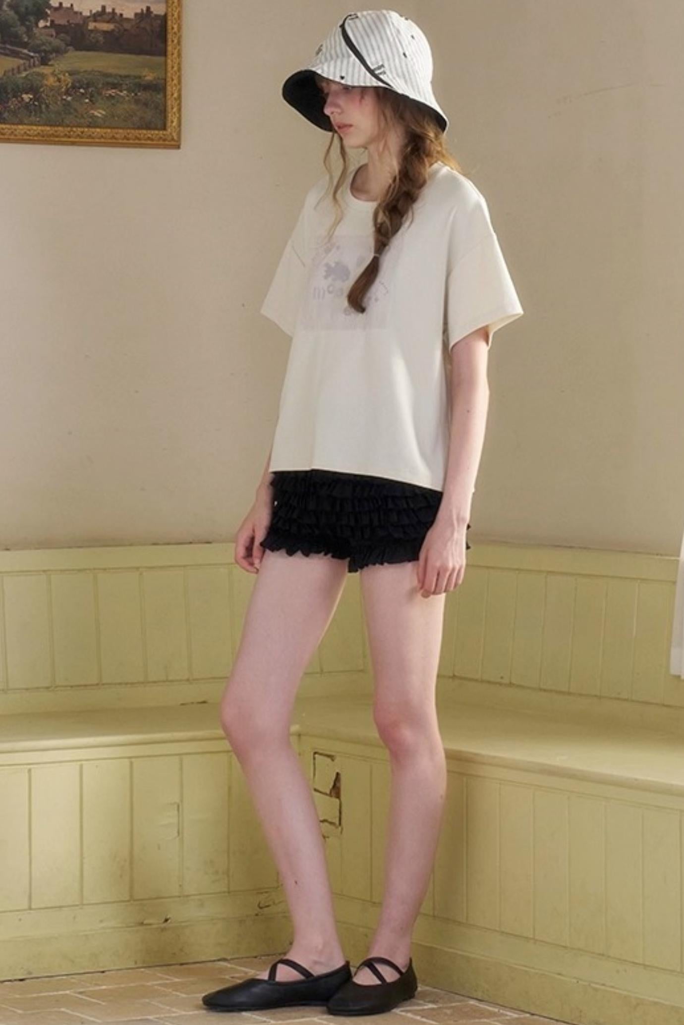 Wandering Fish Embroidered T-shirt