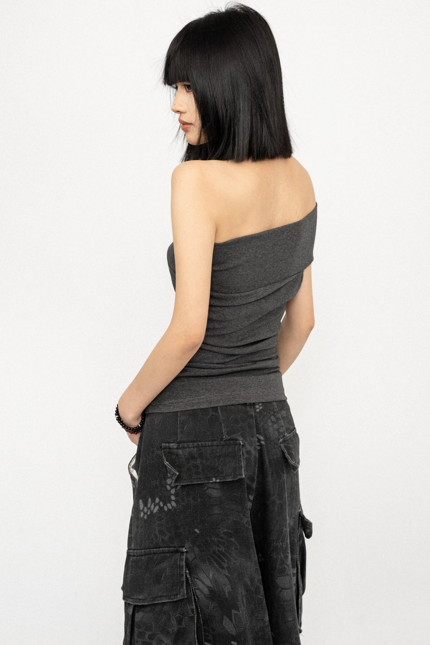 Retro Off-Shoulder Slim T-Shirt