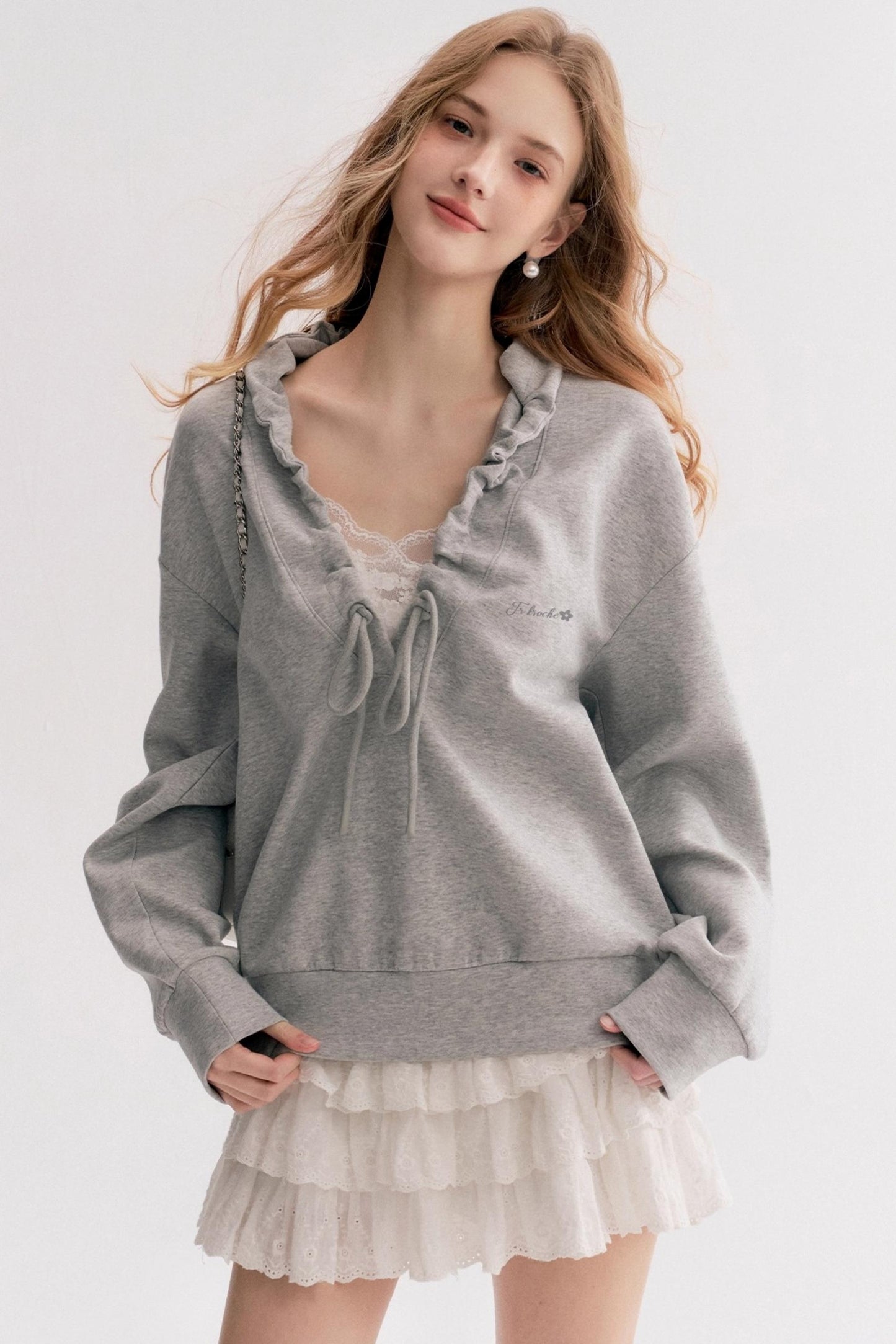 Pleated Hooded Sweatshirt Set-Up