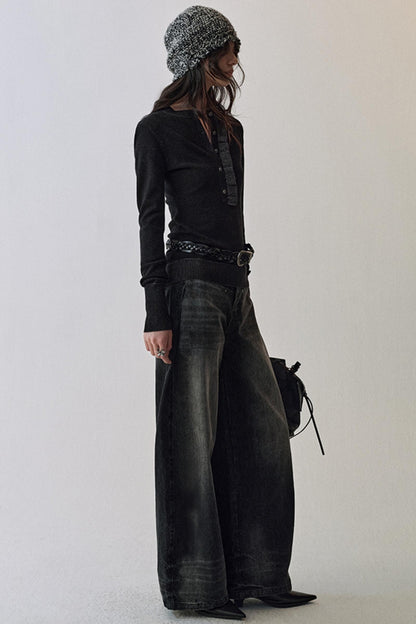 Flutter Crew Neck Knit Top