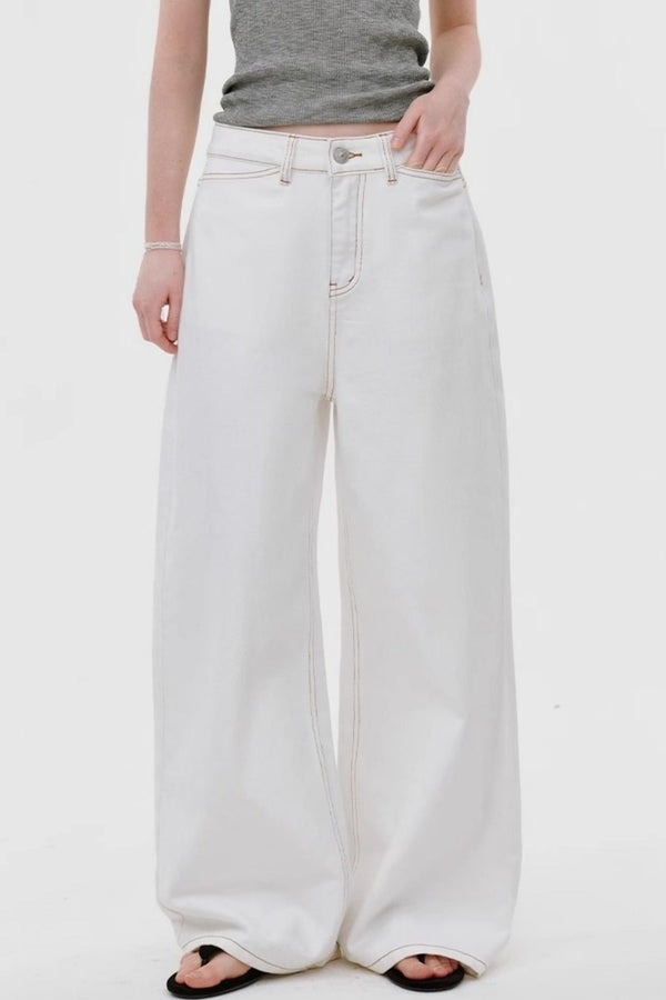 Chic Wide-Leg Jeans