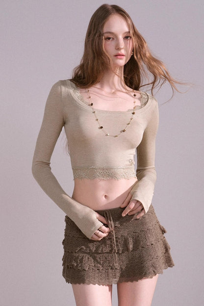 Slim Long-Sleeved Top