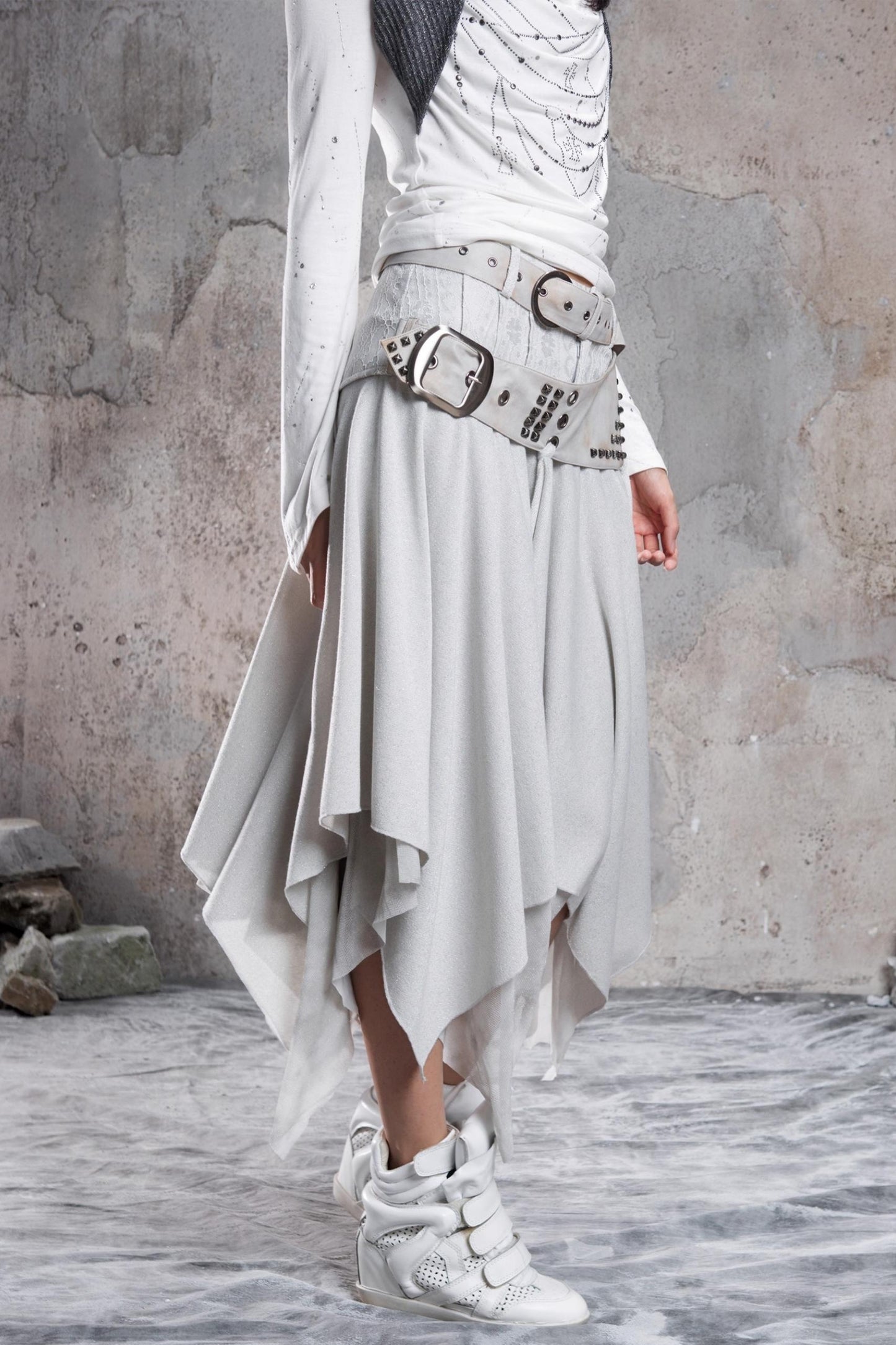 Irregular Multi-Layer Slim Rivet Skirt