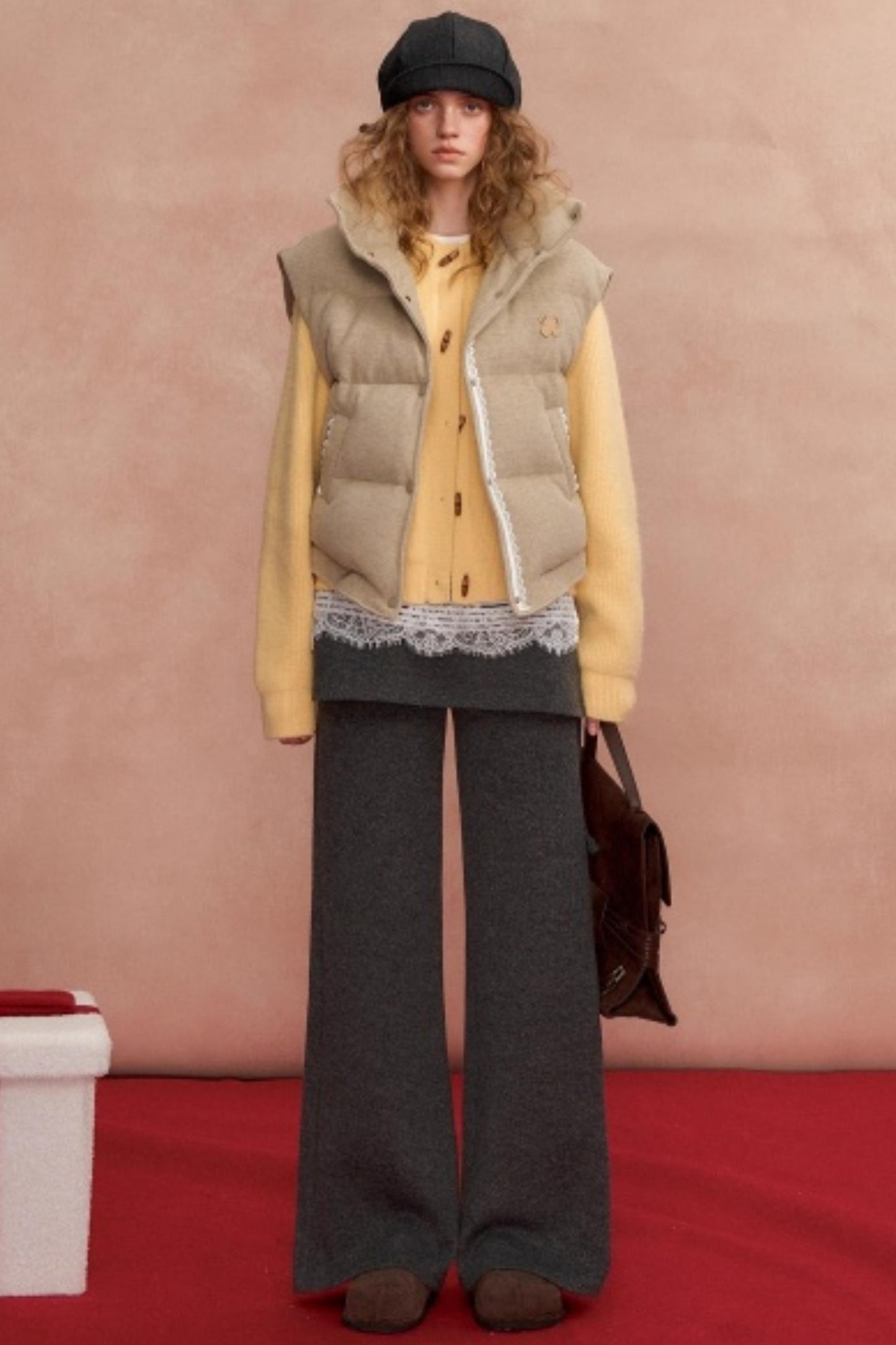 Lace Patchwork Stand Collar Puffer Vest