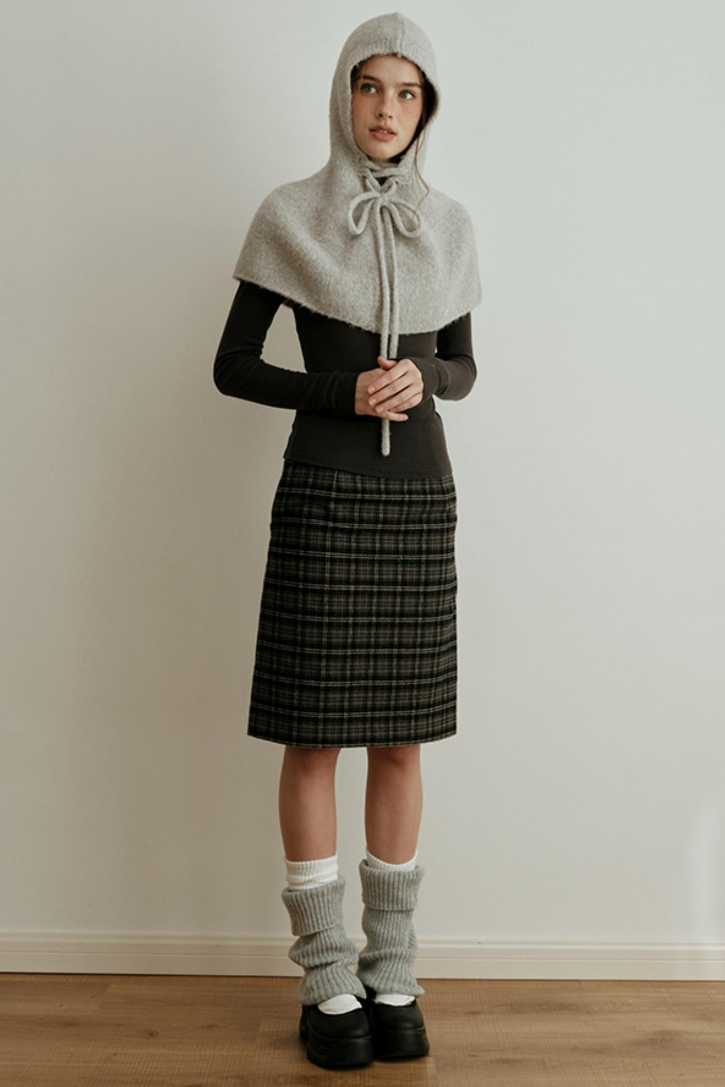 Pearl Gray Knit Cape Hat