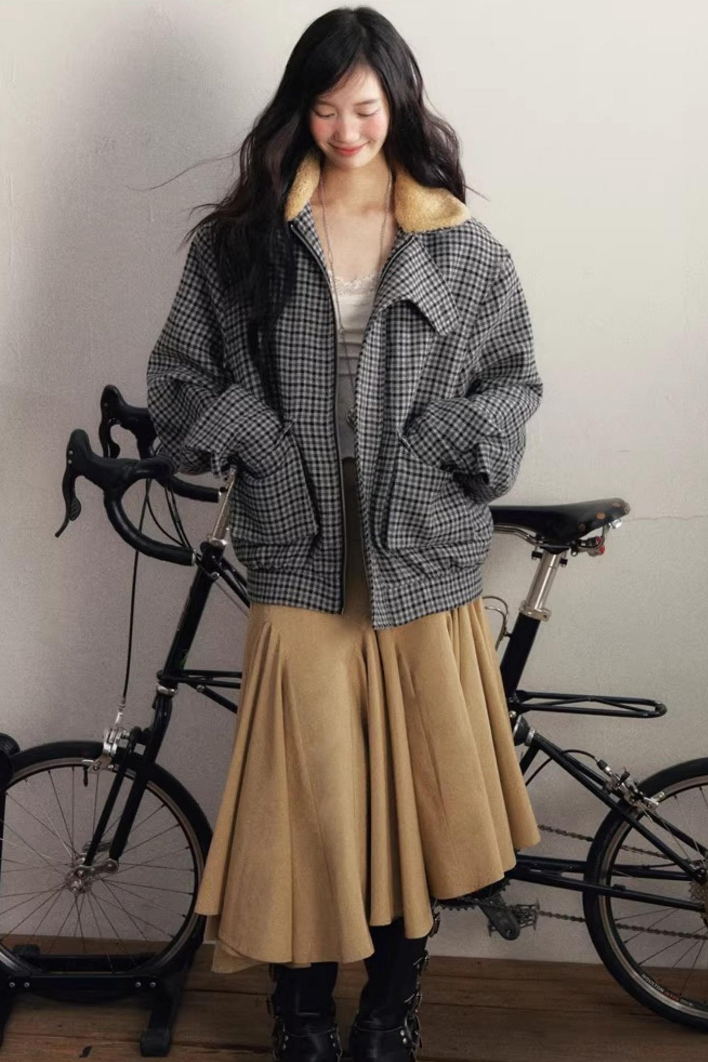 Edge Large Irregular Skirt