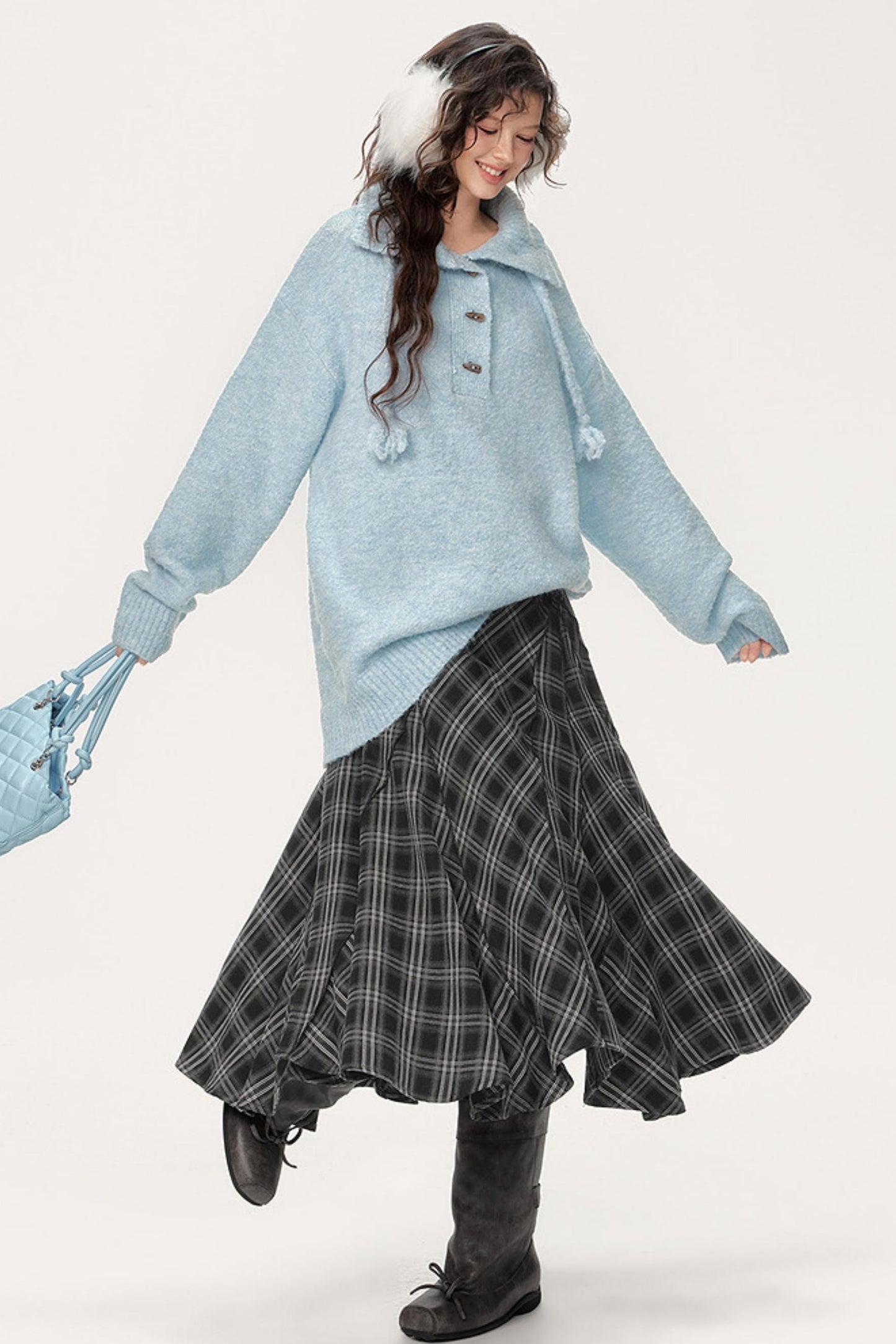 Gentle Feeling Horn Top