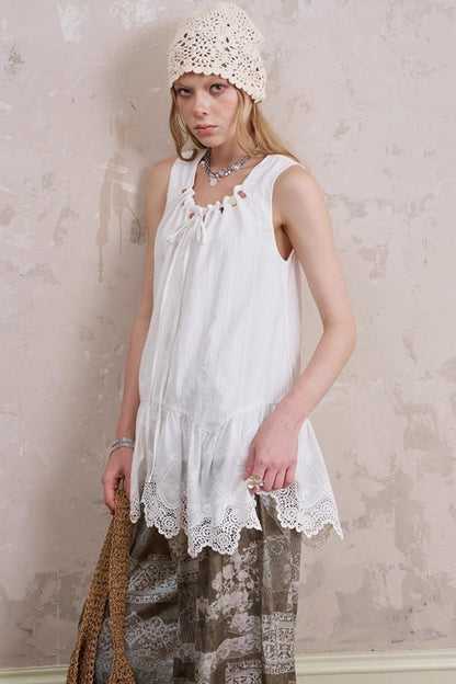 Romantic Sleeveless Ensemble Top