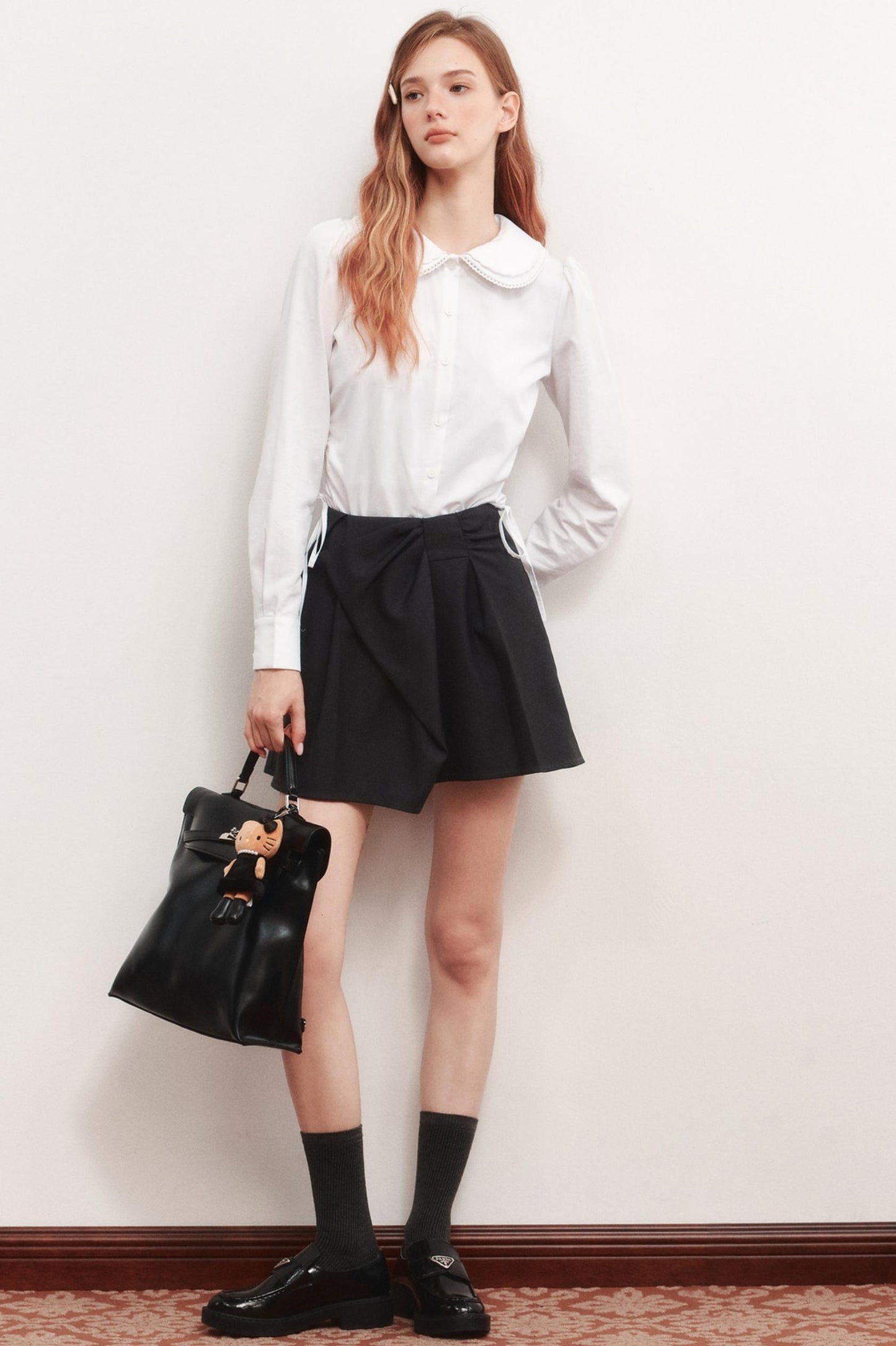 Minimal Design Long-Sleeved Top