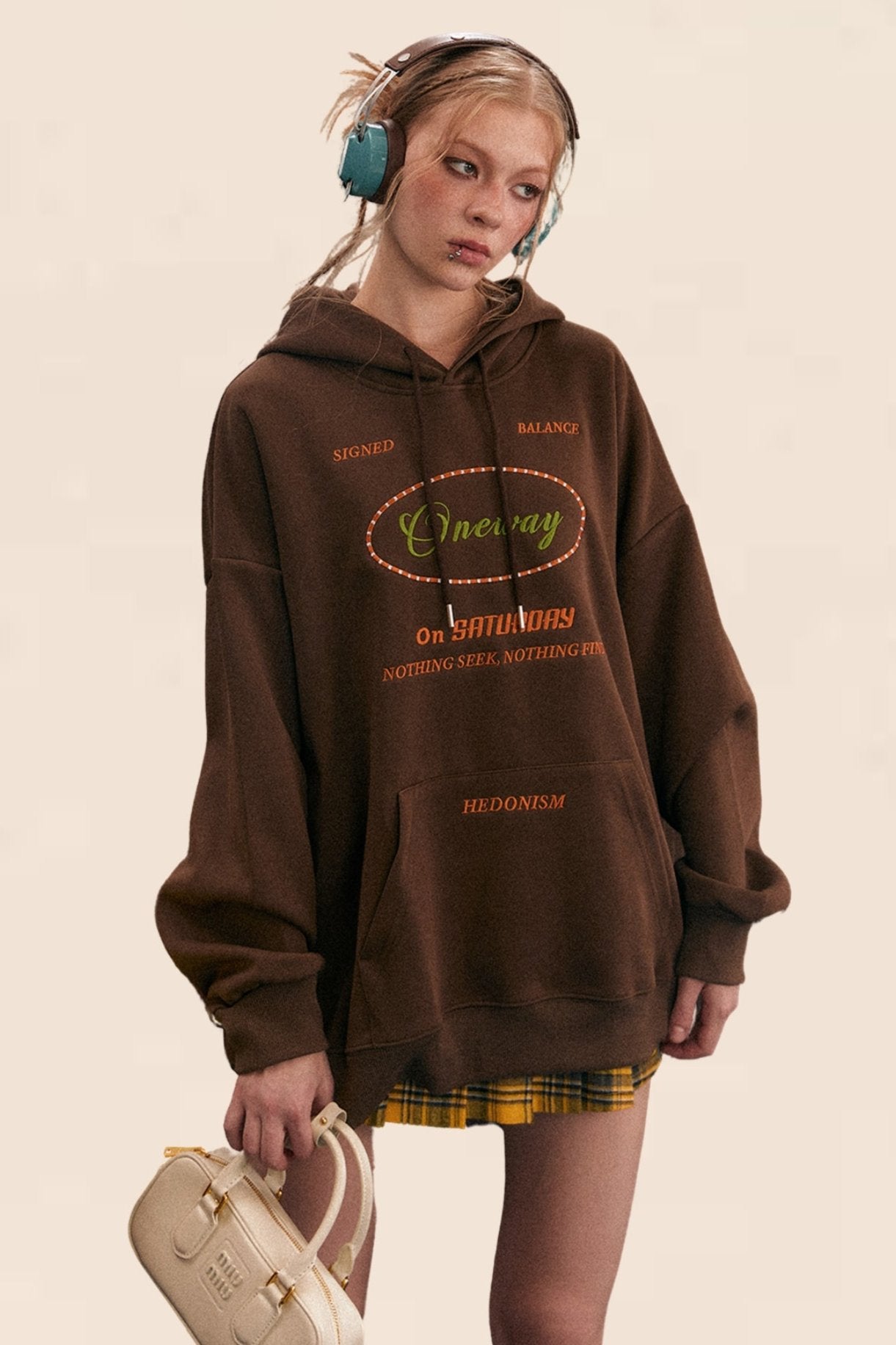 LOOSE FIT EMBROIDERED HOODIE SWEATSHIRT