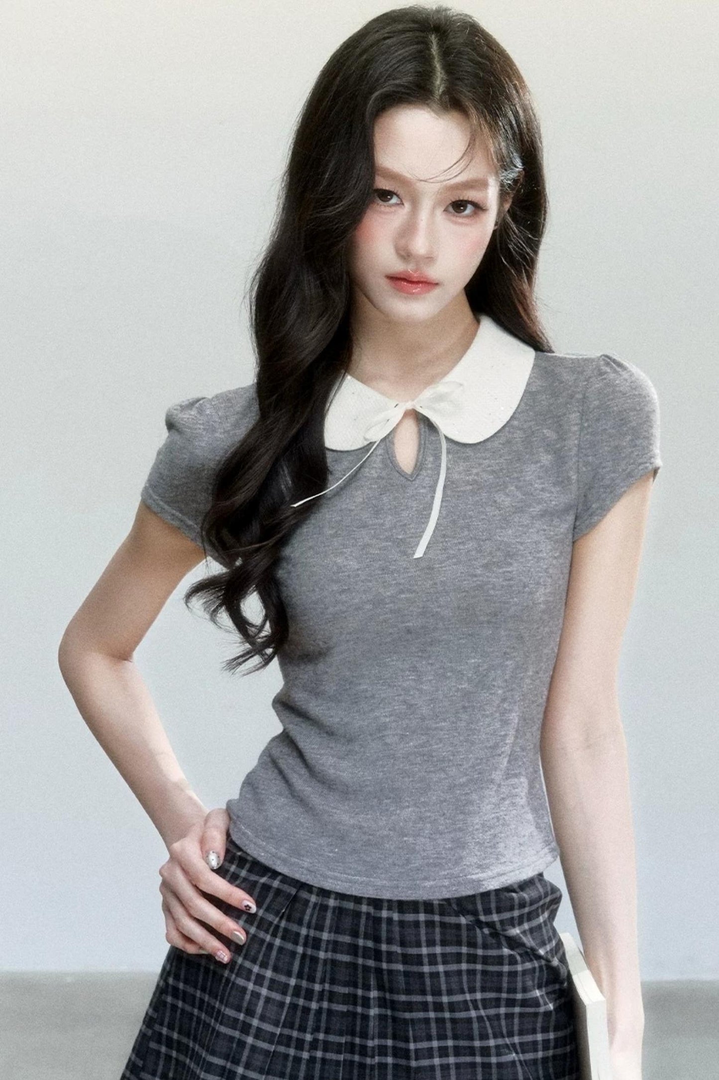Top a Manica Corta con Collo a Camicia