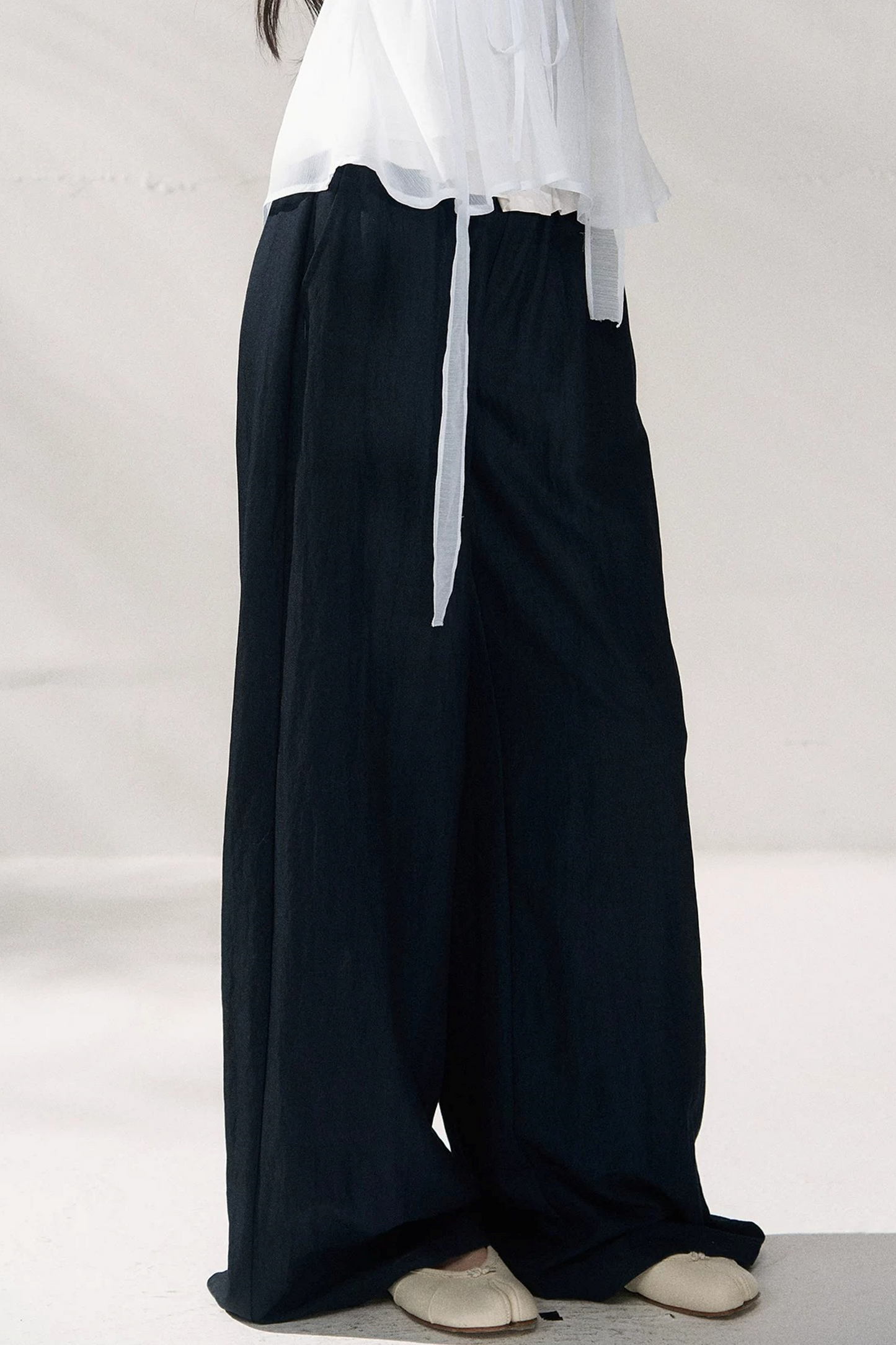 Pantaloni casual ampi a vita alta