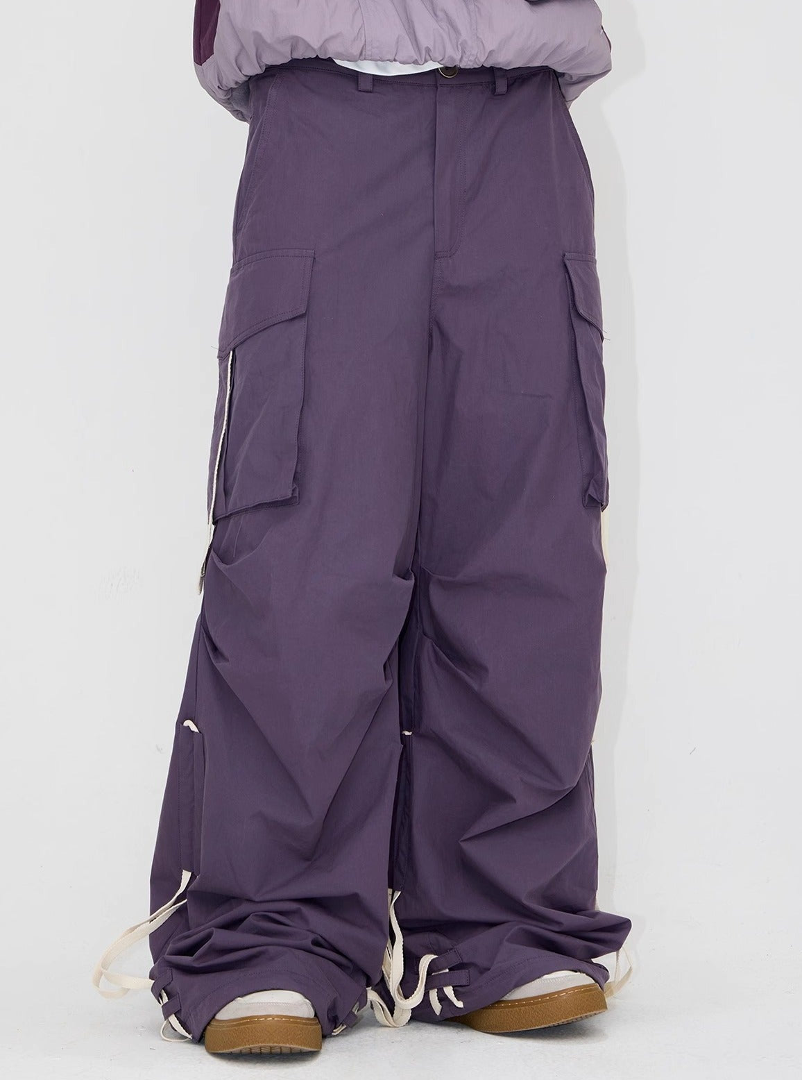 American knee shirred cargo pants