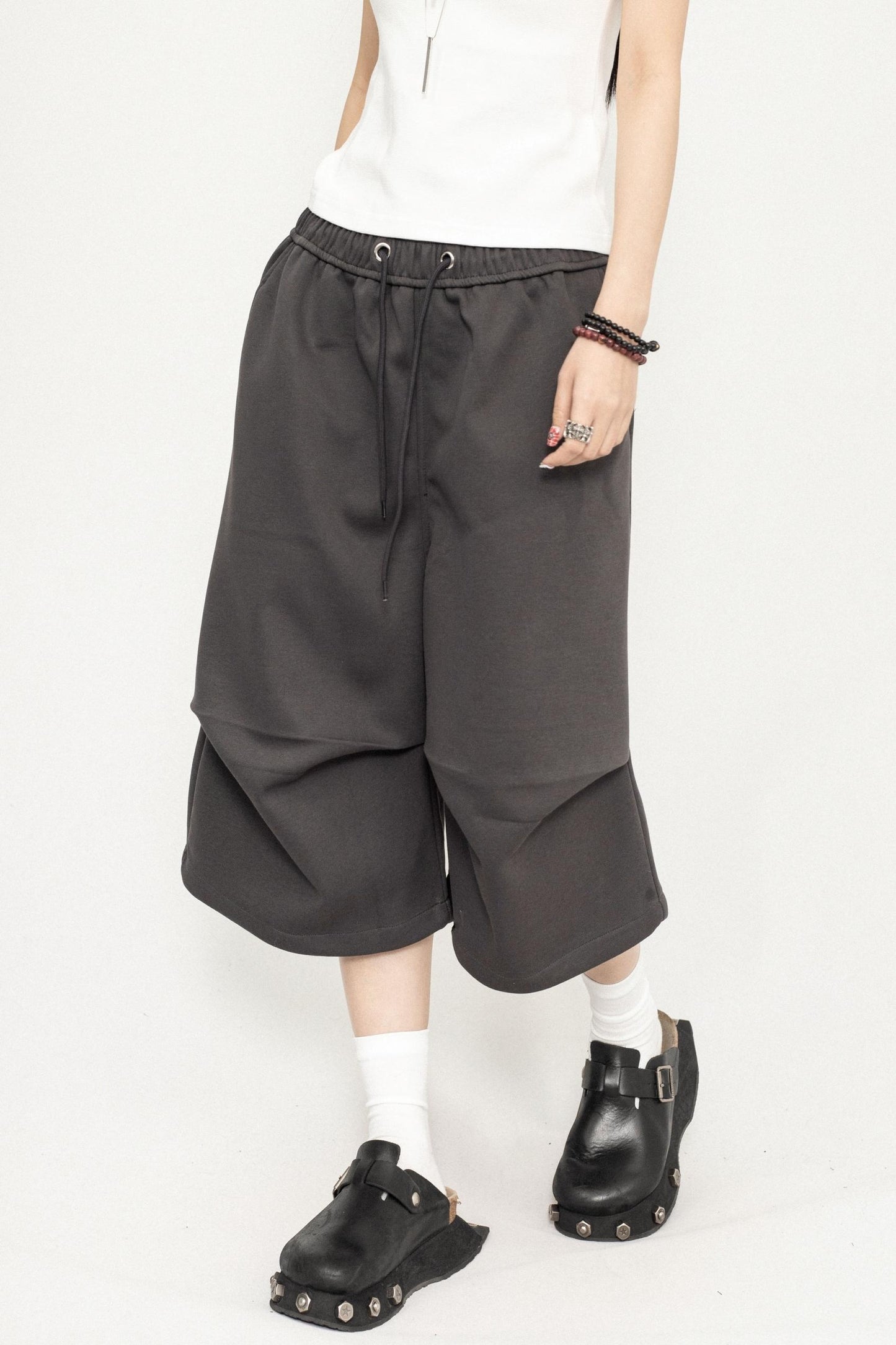 Pleated Culotte Pants